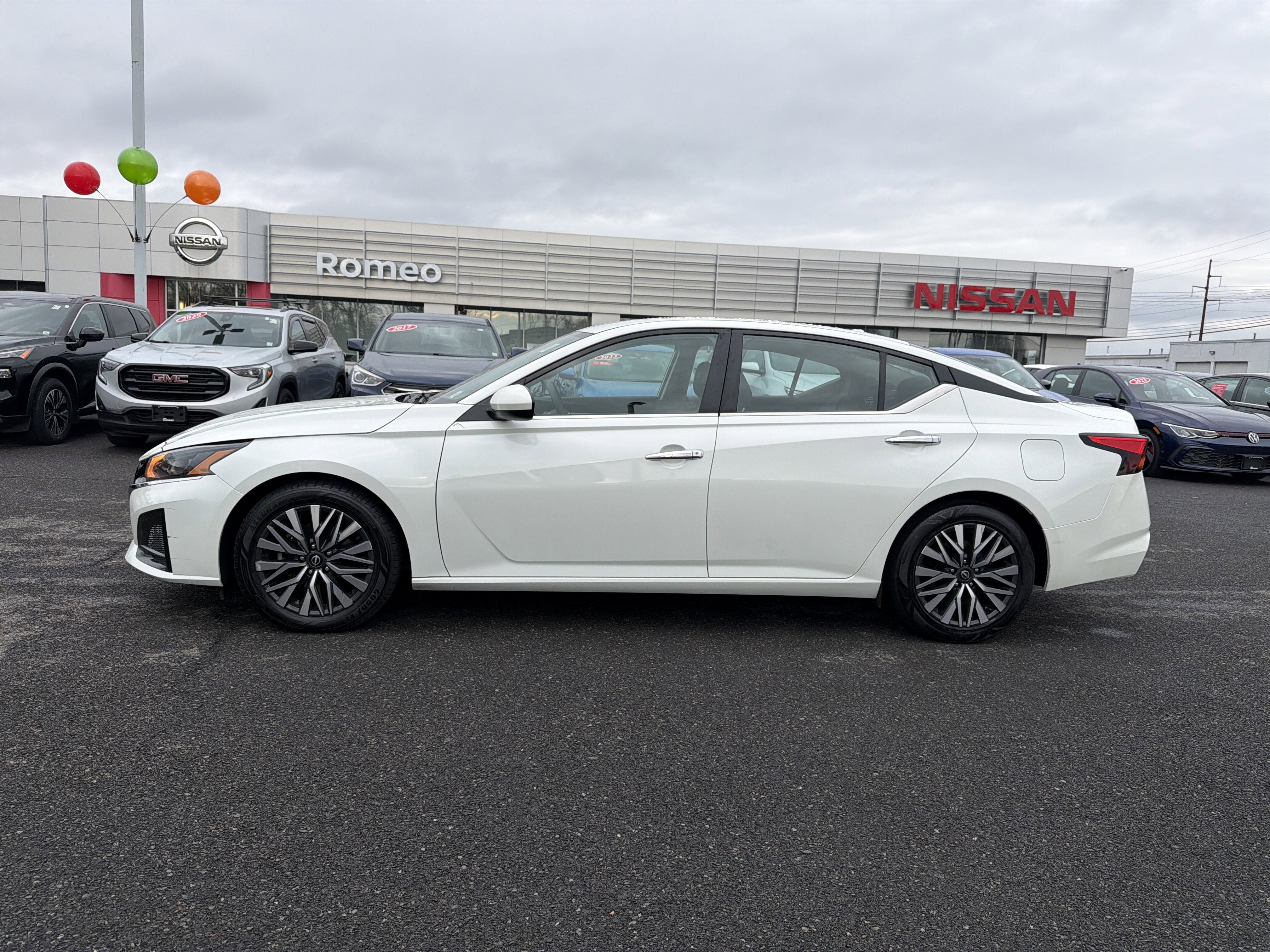 2023 Nissan Altima 2.5 SV