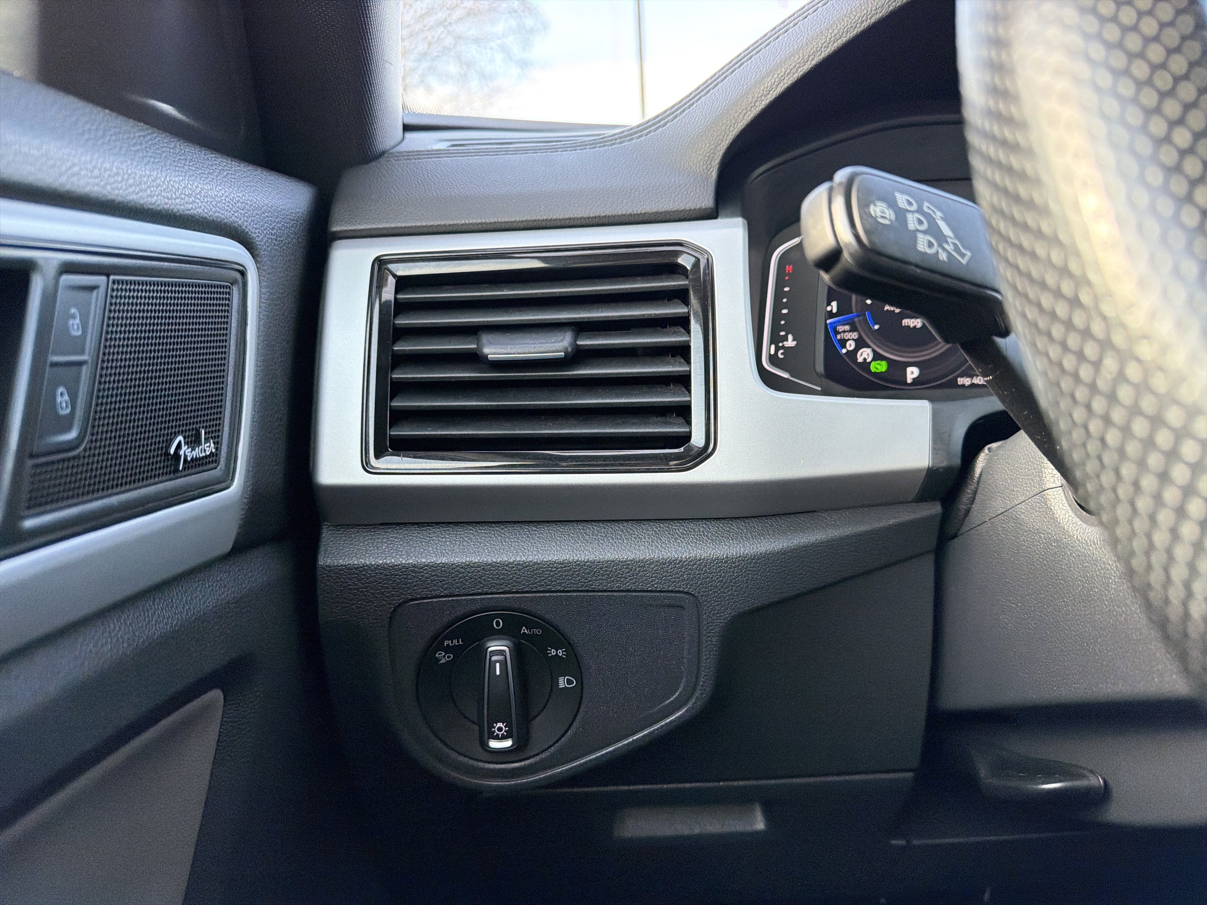 2022 Volkswagen Atlas Cross Sport 3.6L V6 SEL Premium R-Line