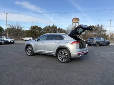 2022 Volkswagen Atlas Cross Sport 3.6L V6 SEL Premium R-Line