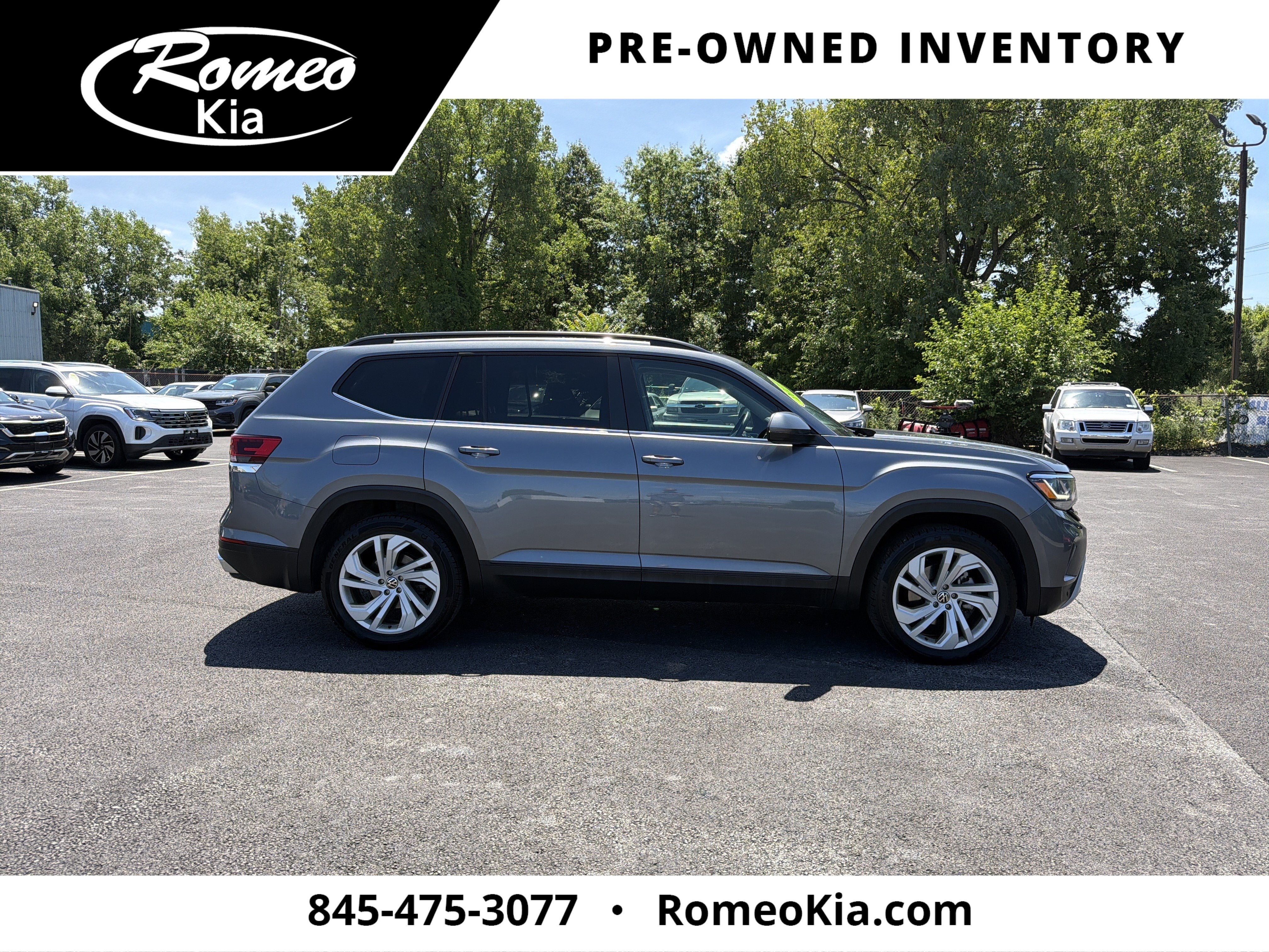 2022 Volkswagen Atlas 3.6L V6 SE w/Technology