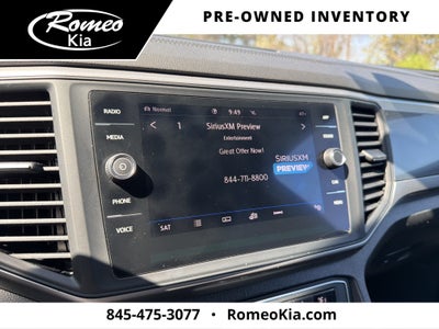 2021 Volkswagen Atlas 3.6L V6 SE w/Technology R-Line