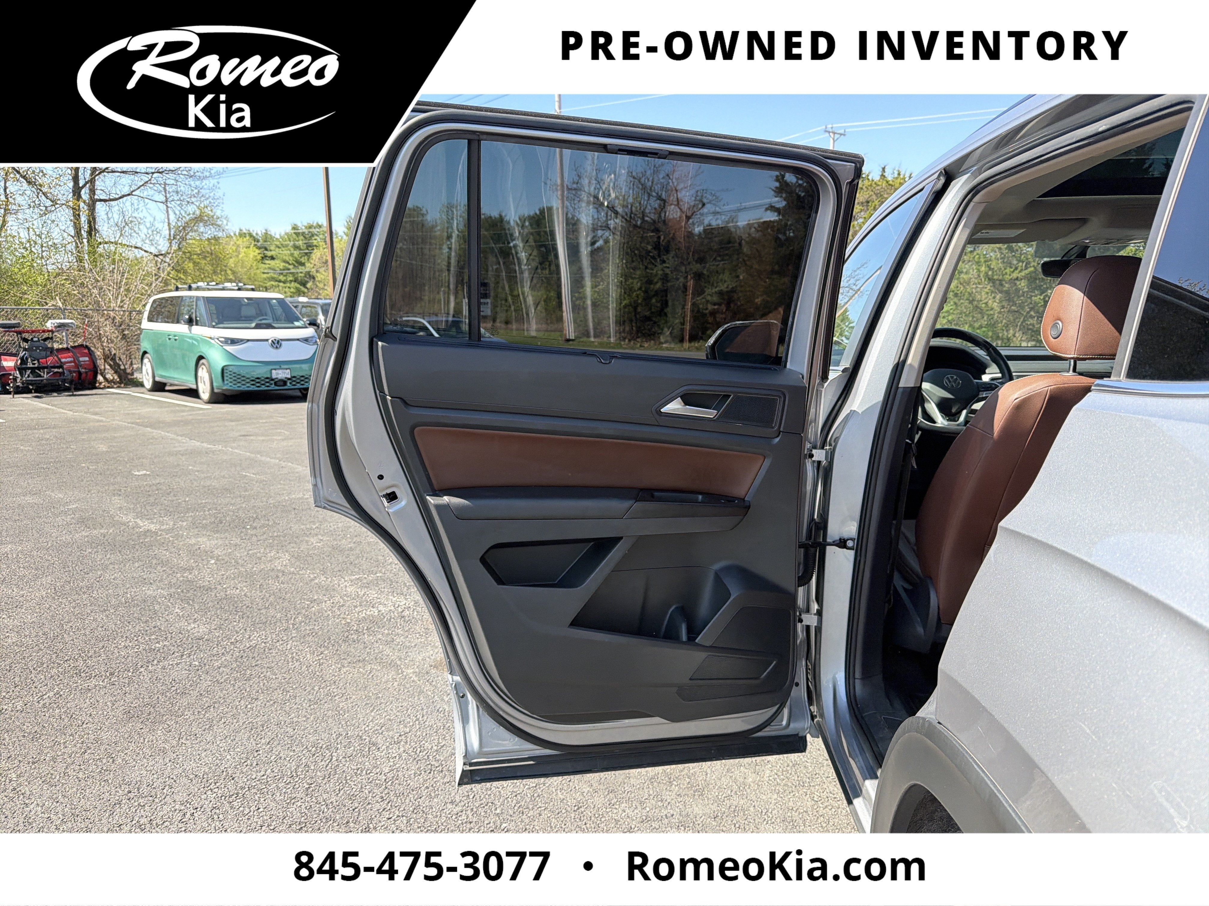2021 Volkswagen Atlas 3.6L V6 SE w/Technology R-Line