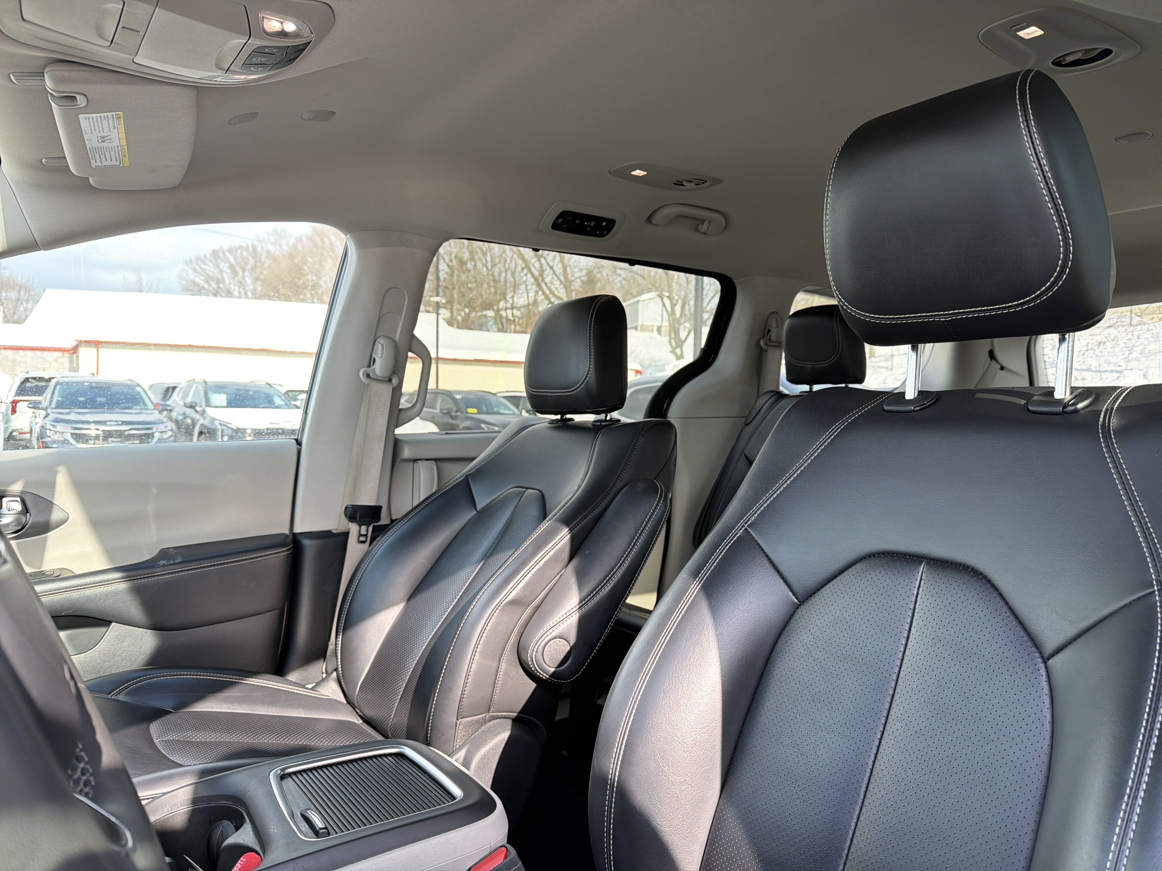 2023 Chrysler Pacifica Touring L