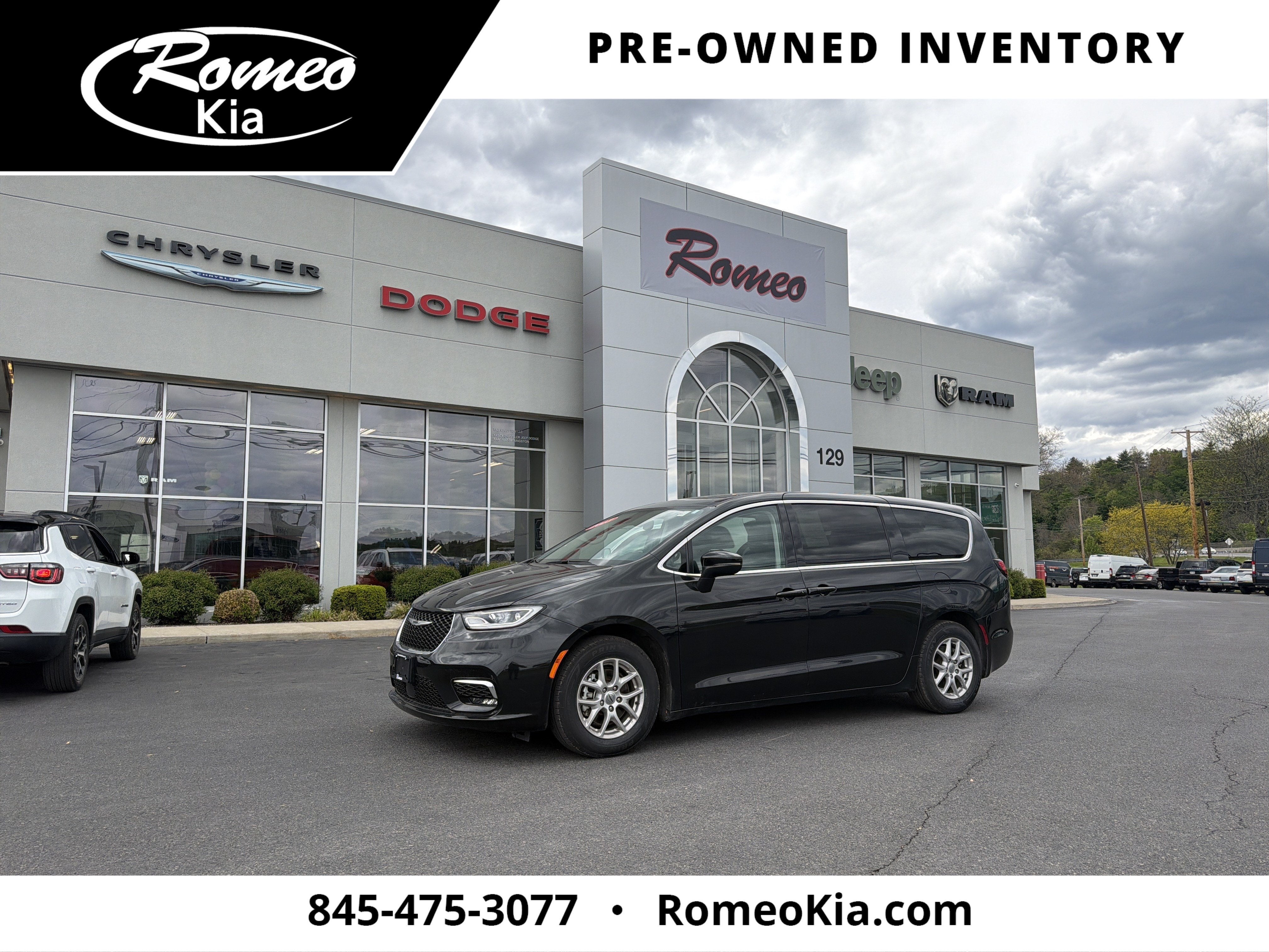 2023 Chrysler Pacifica Touring L