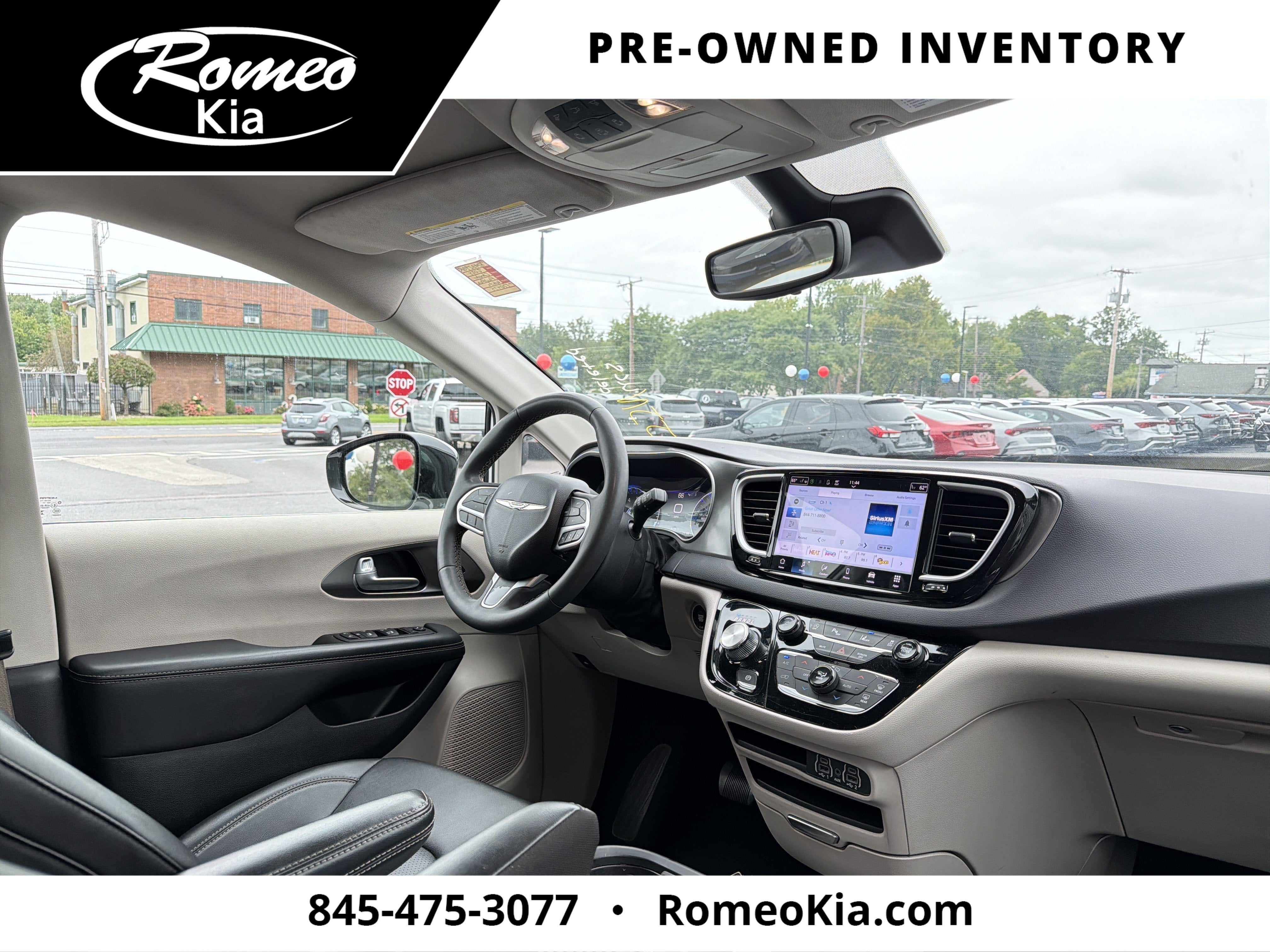 2024 Chrysler Pacifica Touring L