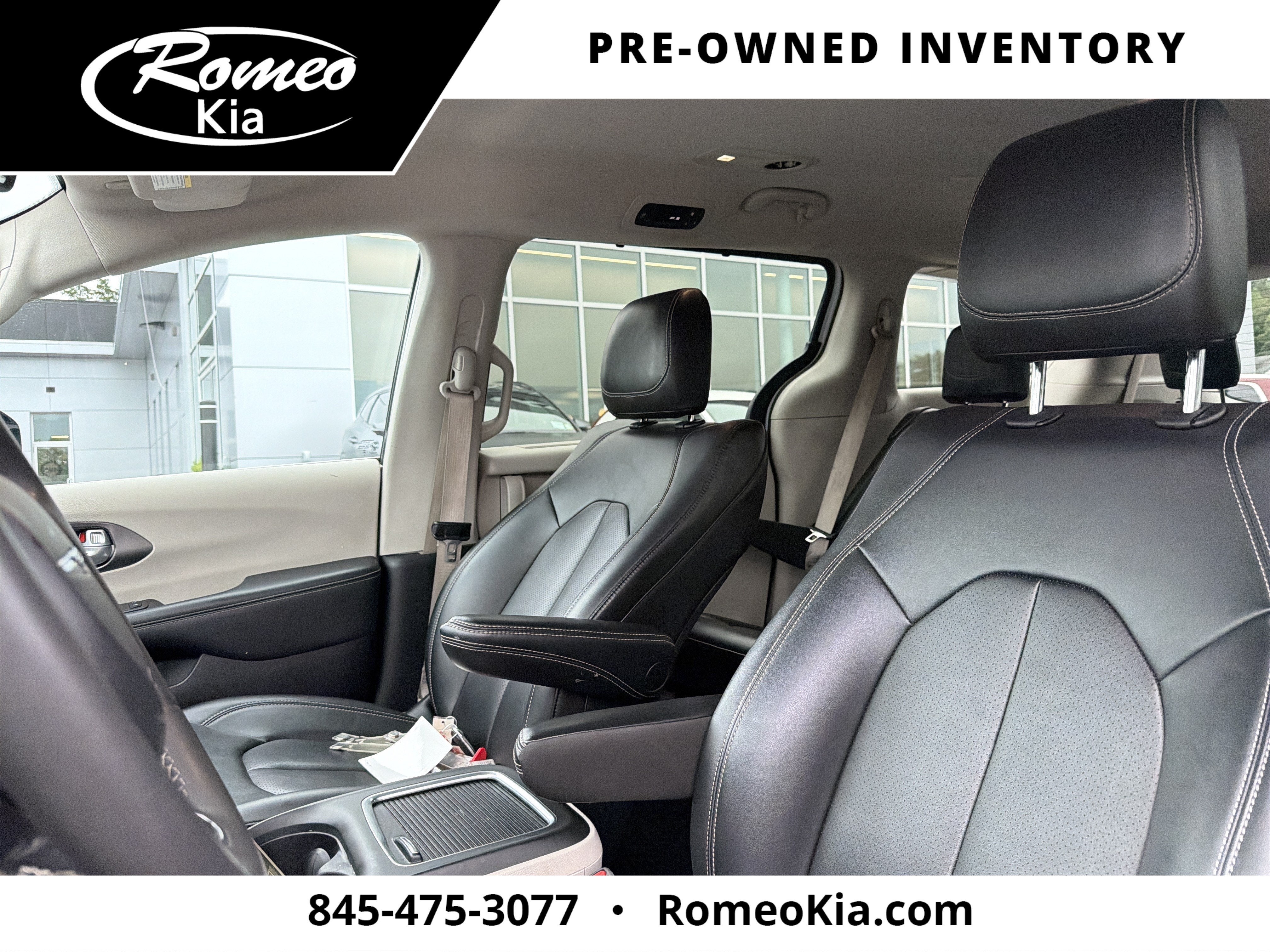 2024 Chrysler Pacifica Touring L