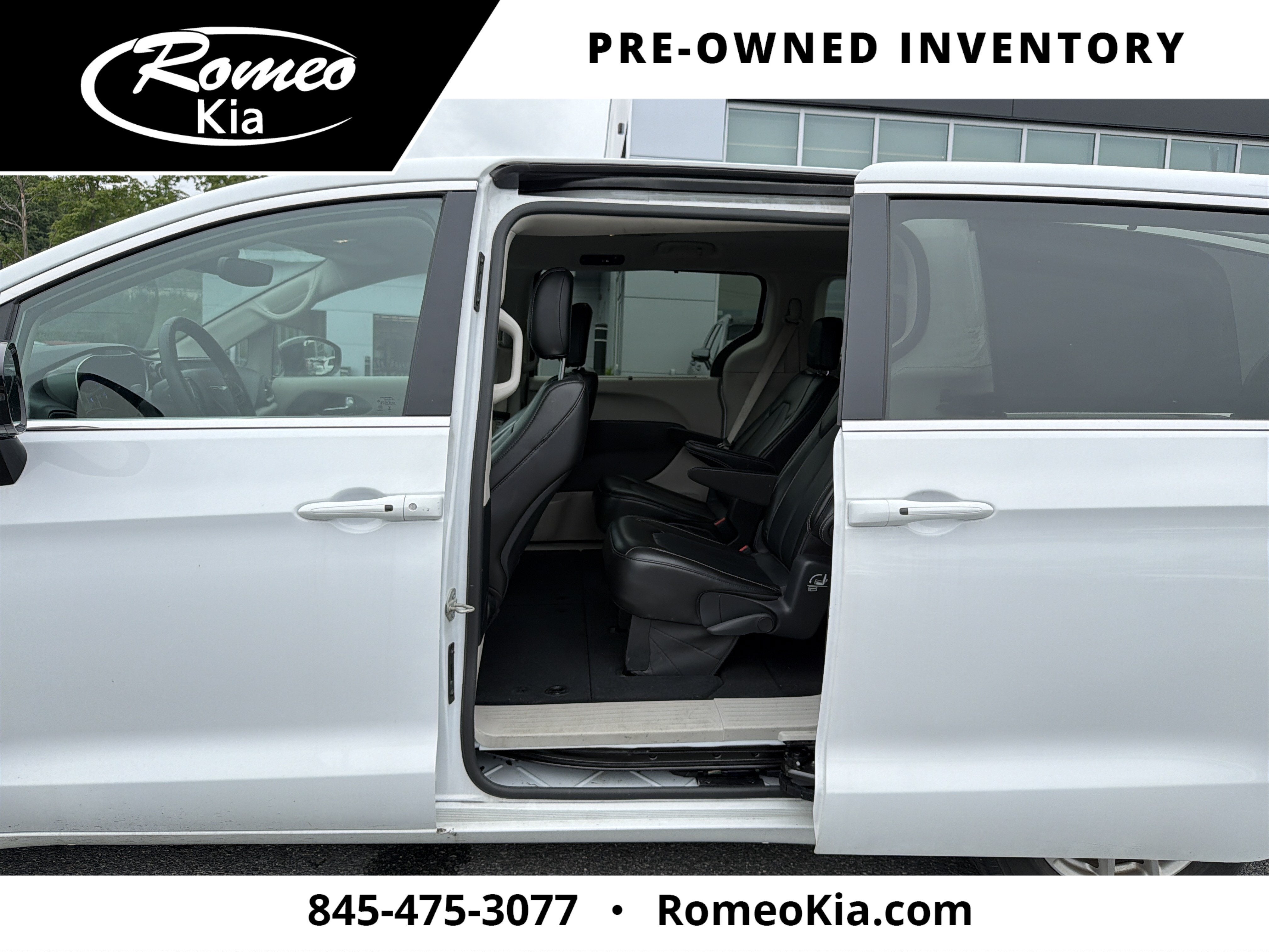 2024 Chrysler Pacifica Touring L