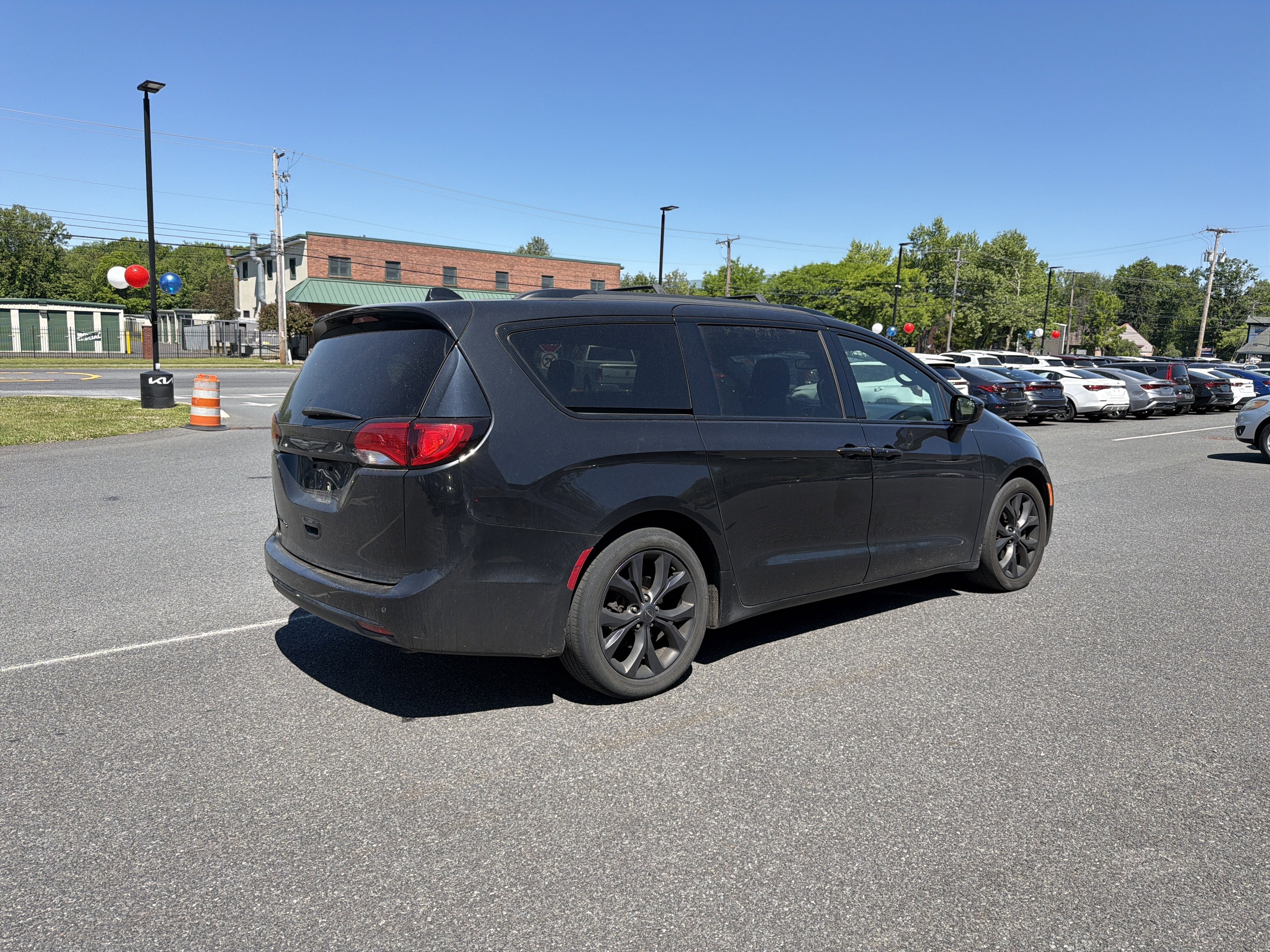 2020 Chrysler Pacifica Touring L