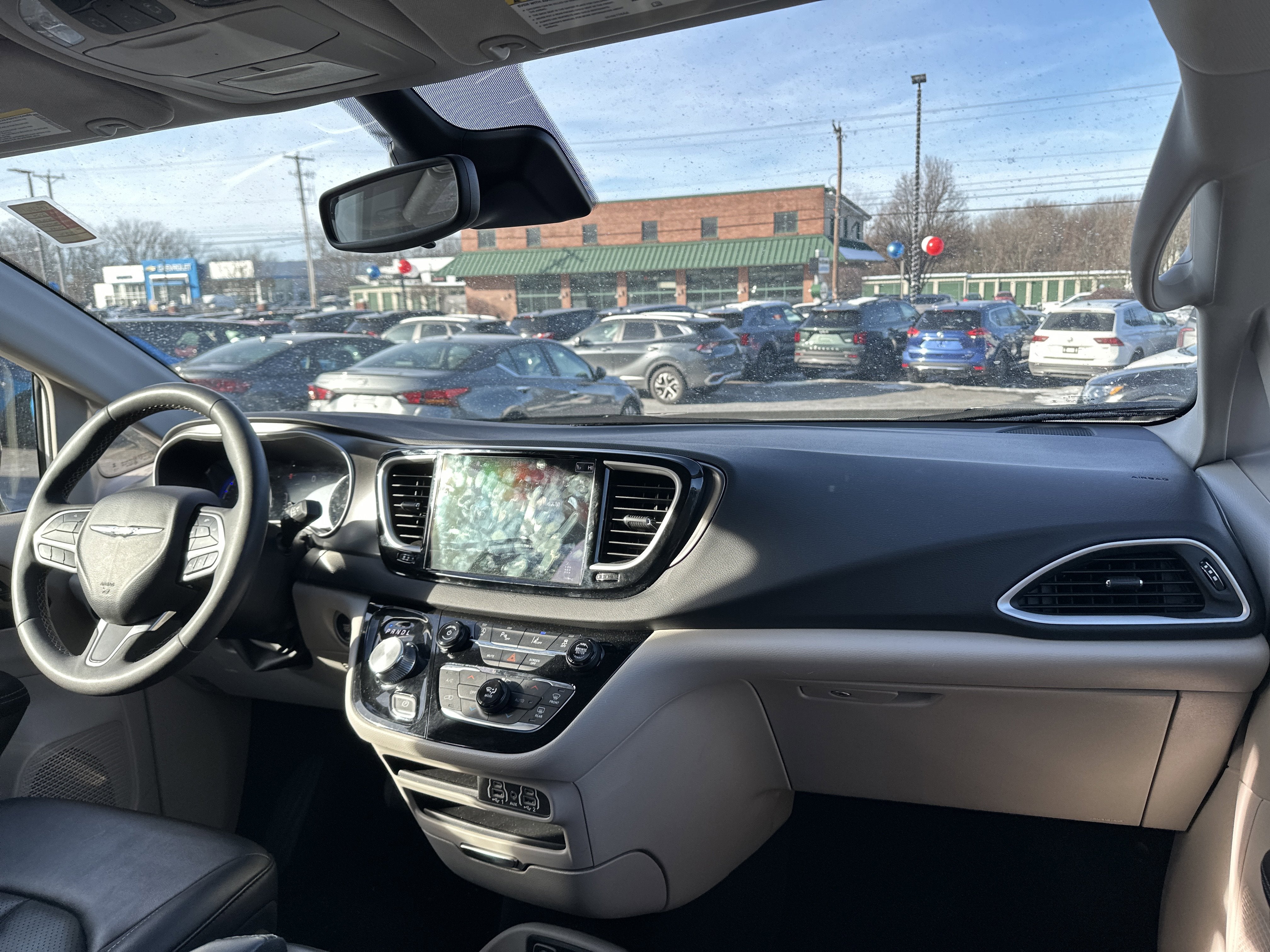 2024 Chrysler Pacifica Touring L