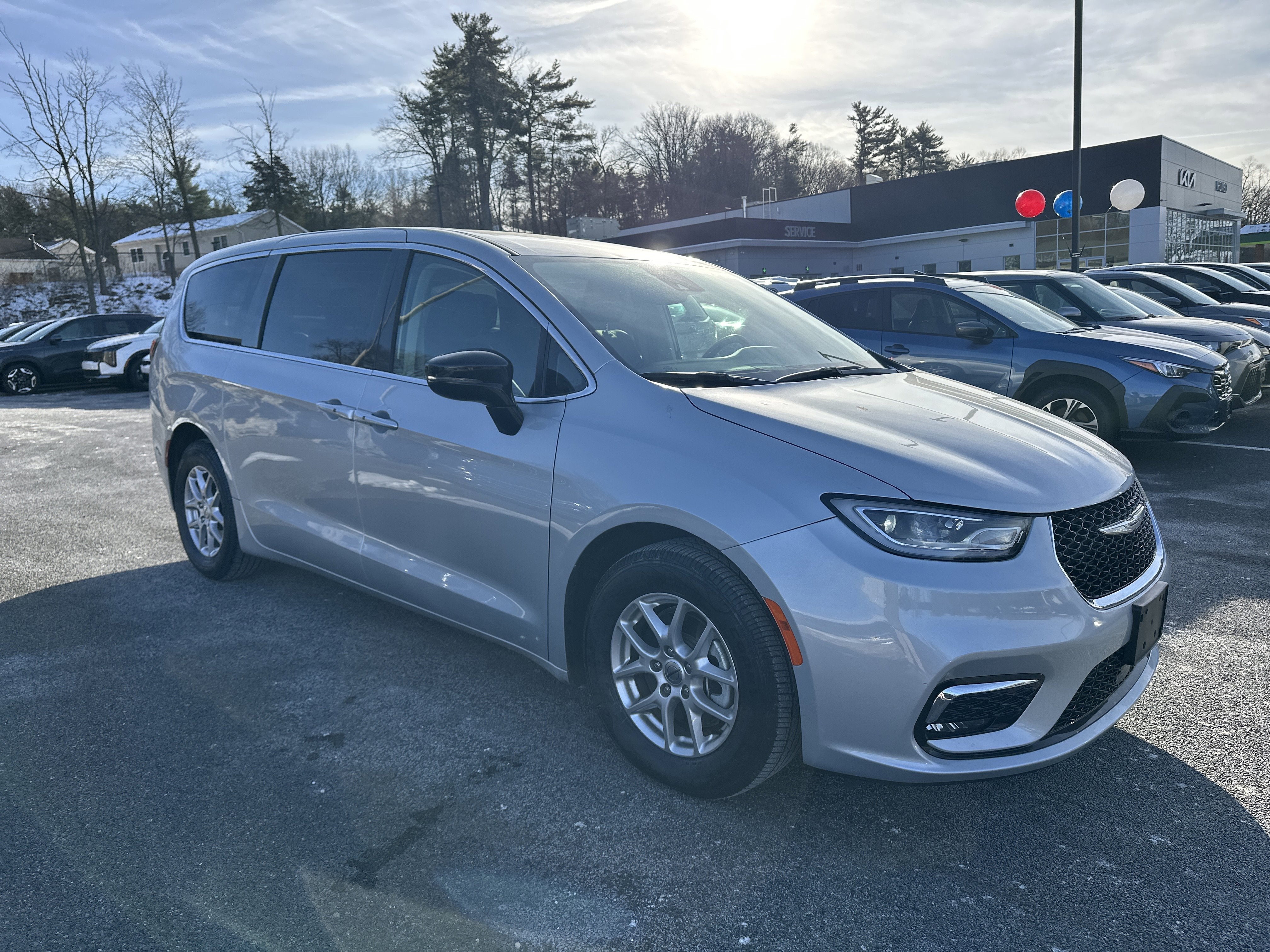 2024 Chrysler Pacifica Touring L