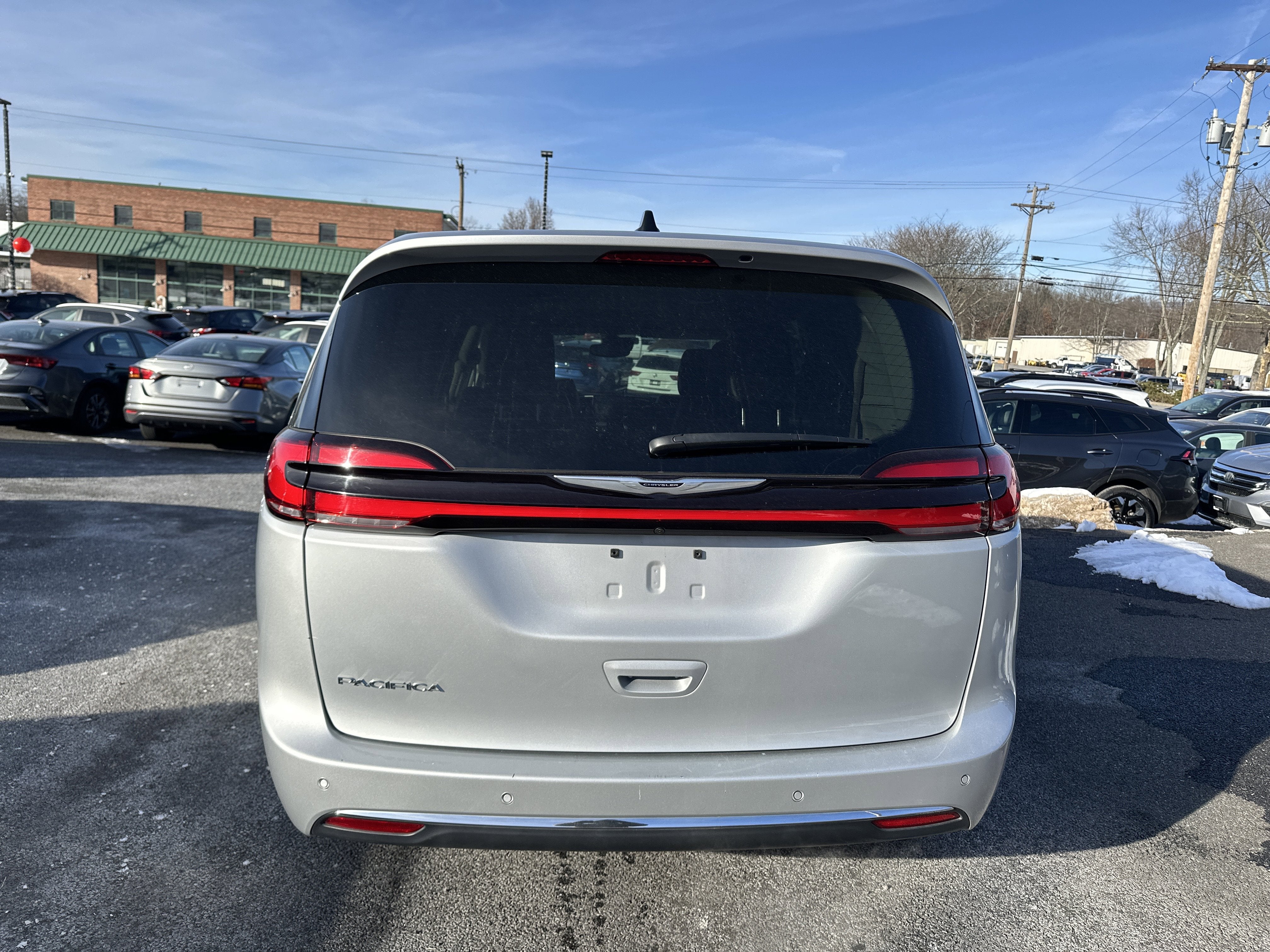 2024 Chrysler Pacifica Touring L