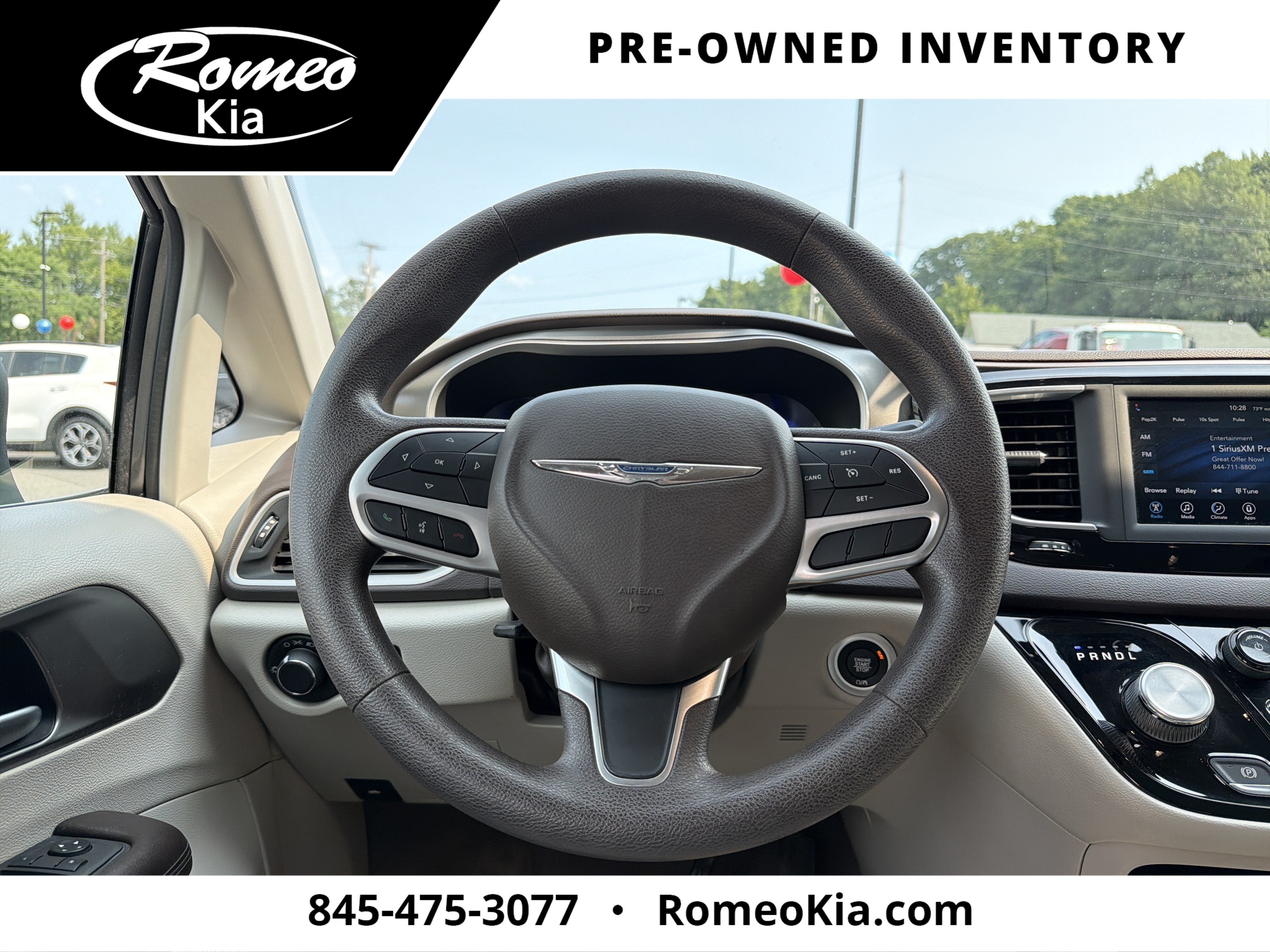 2021 Chrysler Voyager LXI