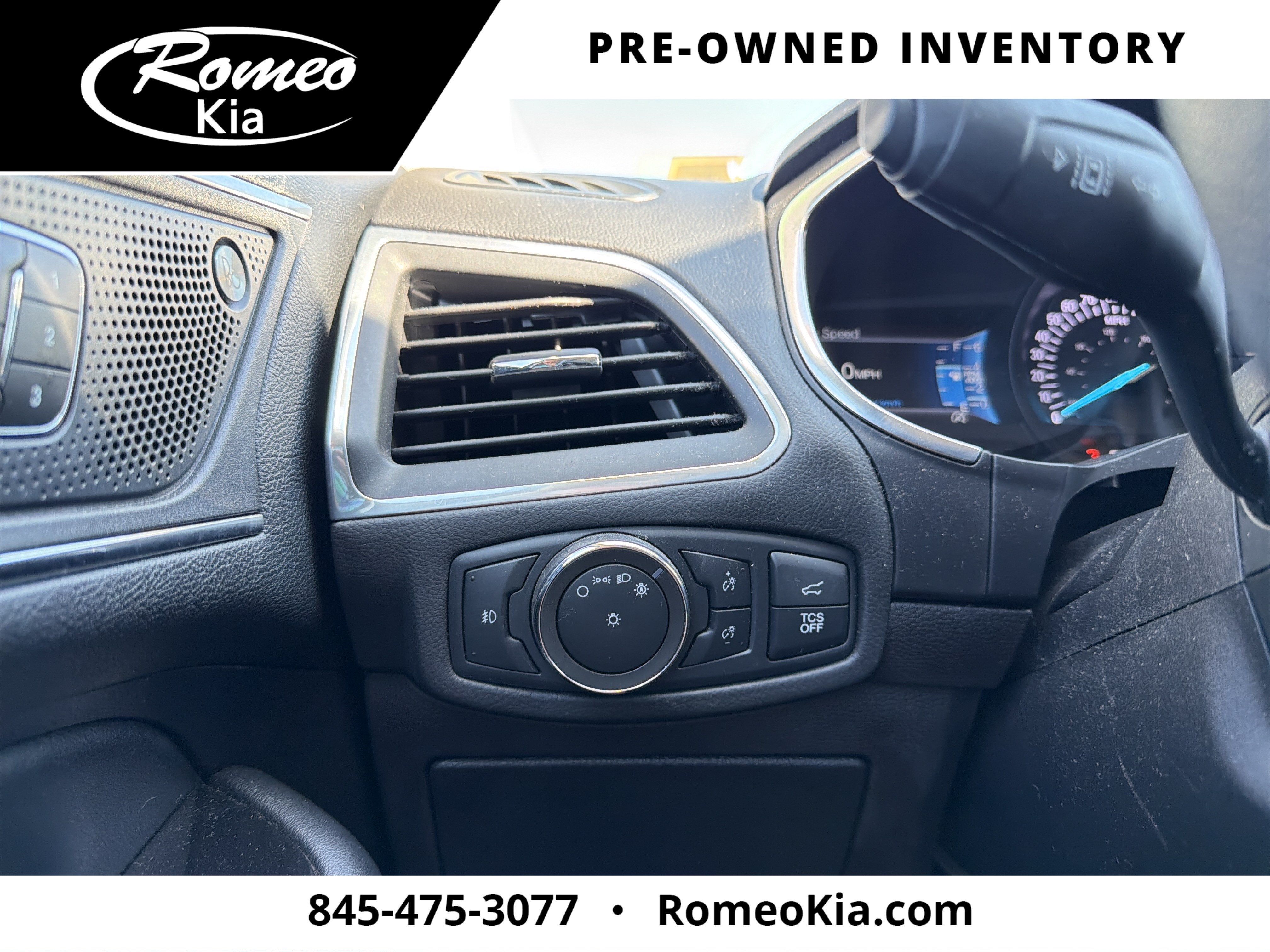 2020 Ford Edge Titanium
