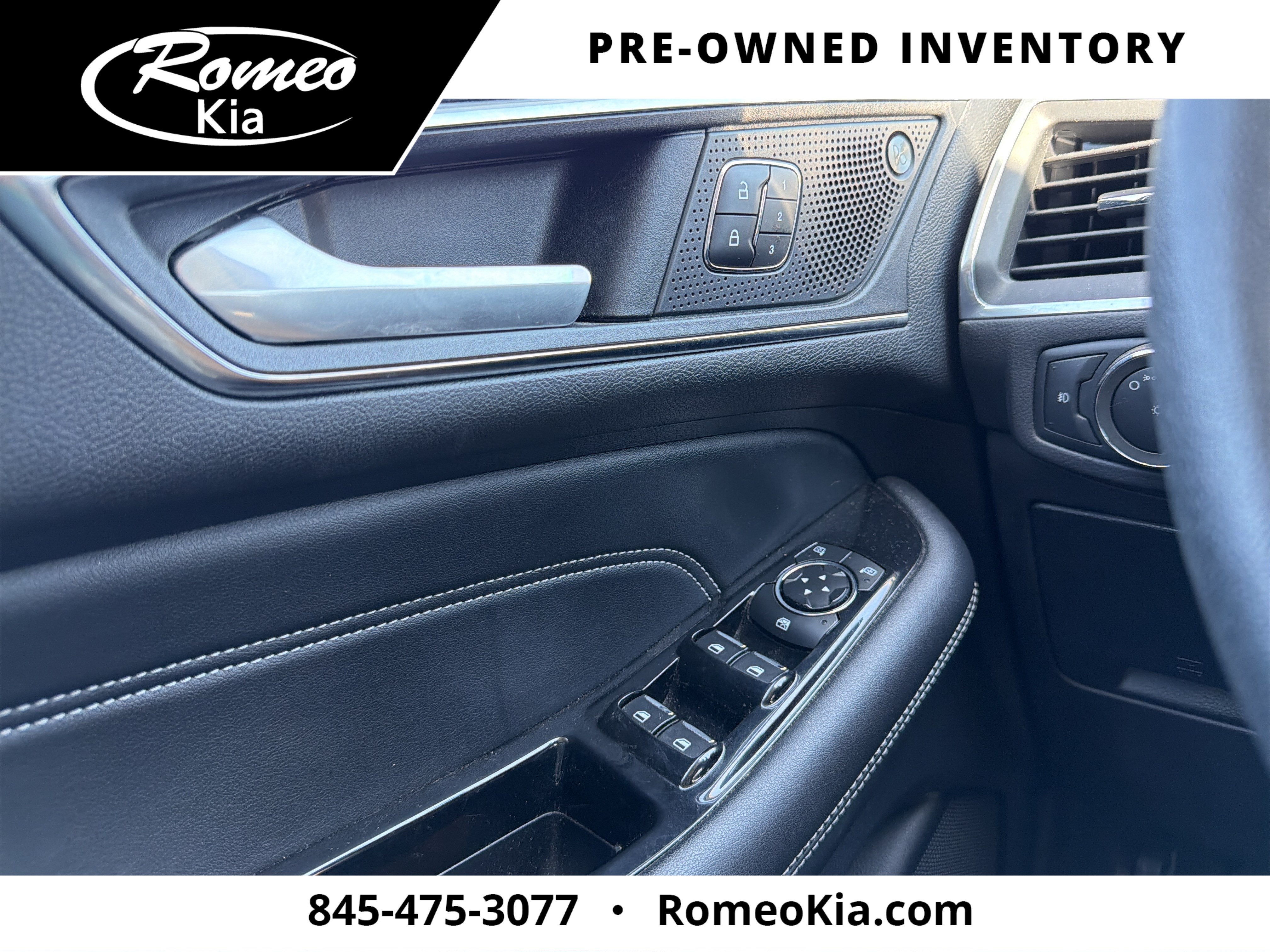 2020 Ford Edge Titanium