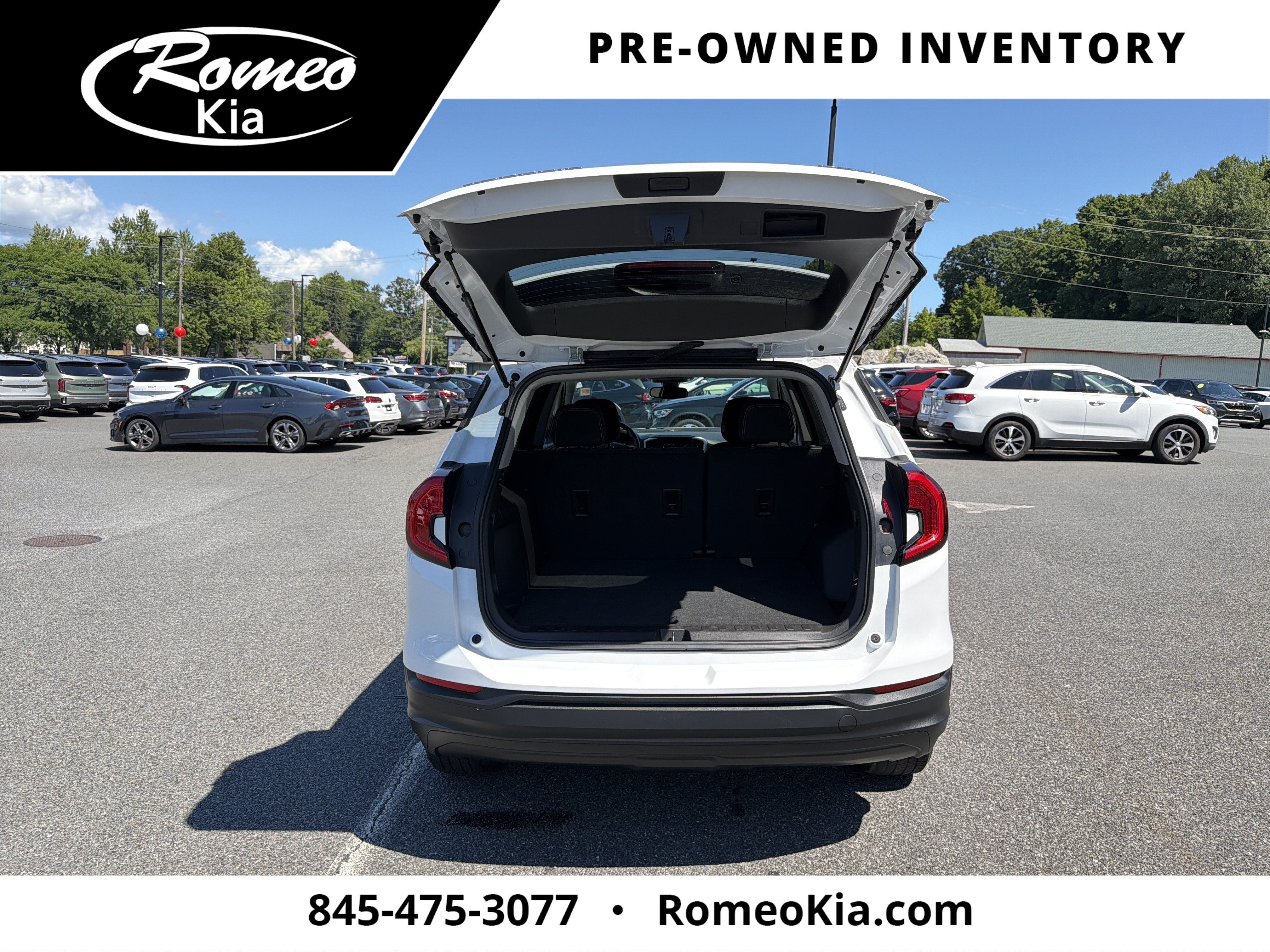 2023 GMC Terrain SLE