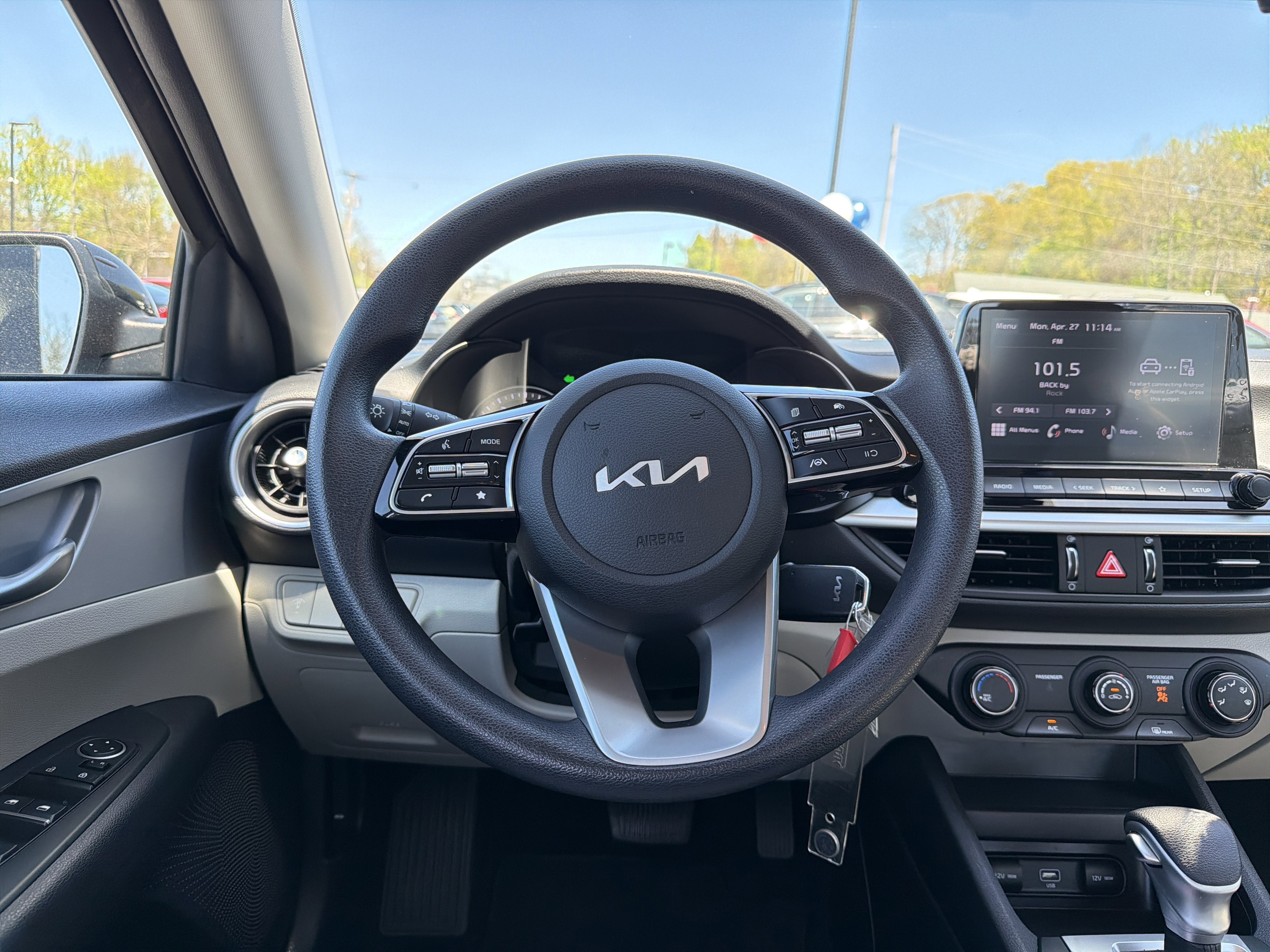 2023 Kia Forte LXS