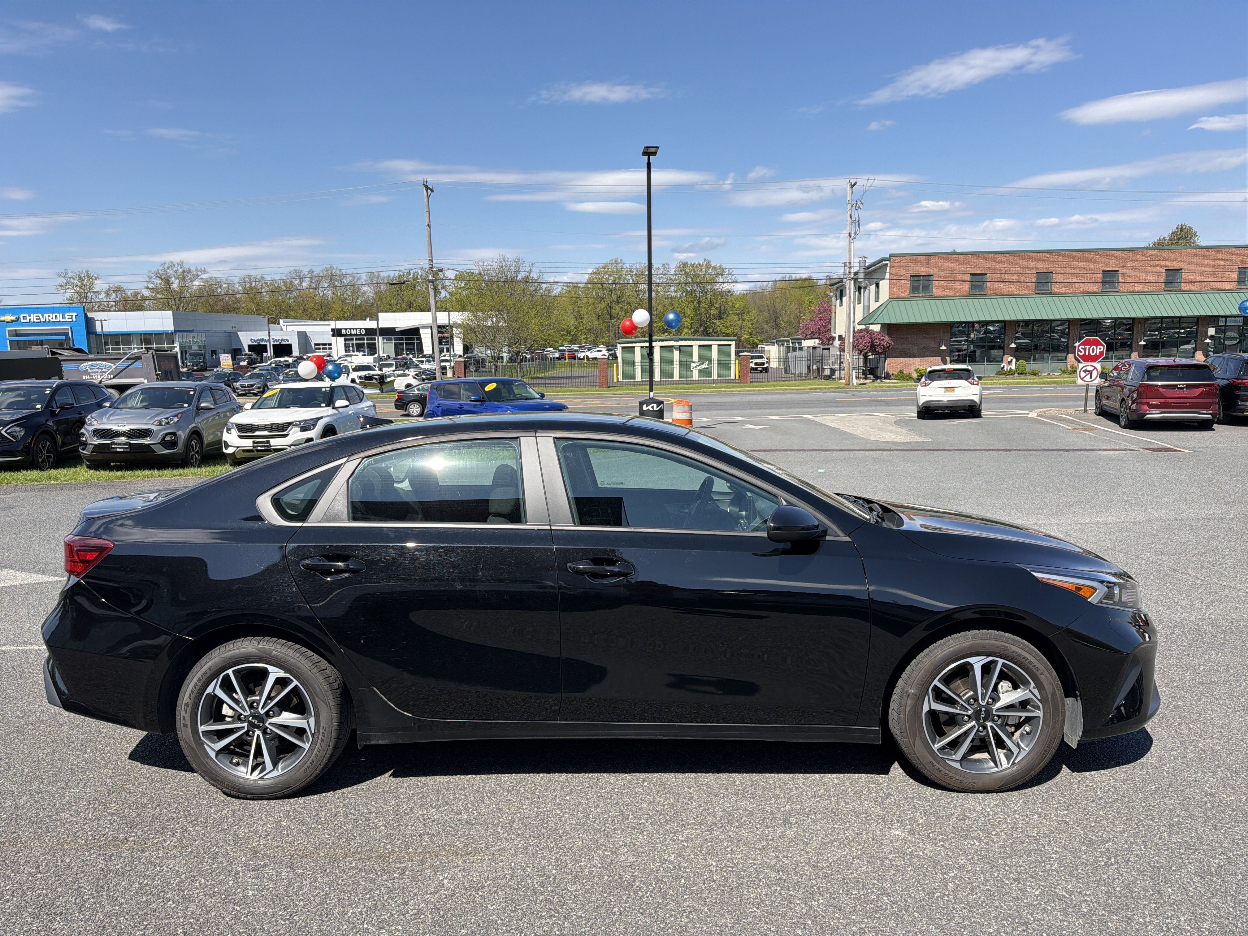 2023 Kia Forte LXS