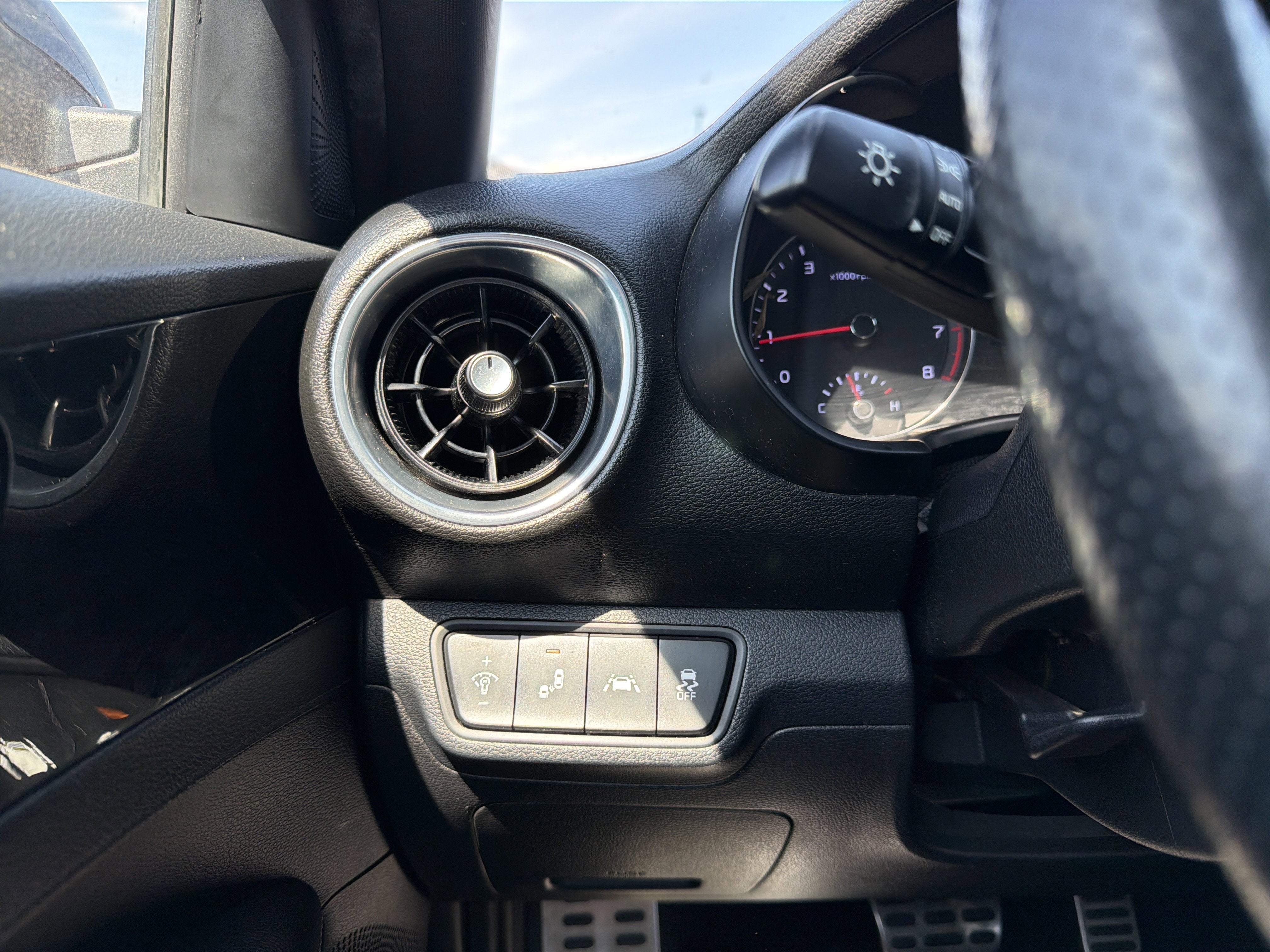 2020 Kia Forte GT-Line