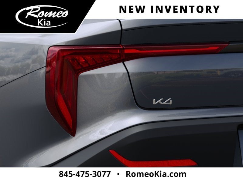 2026 Kia K4 LXS