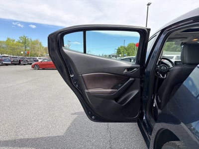 2018 Mazda Mazda3 Touring