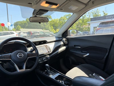 2023 Nissan Kicks SV