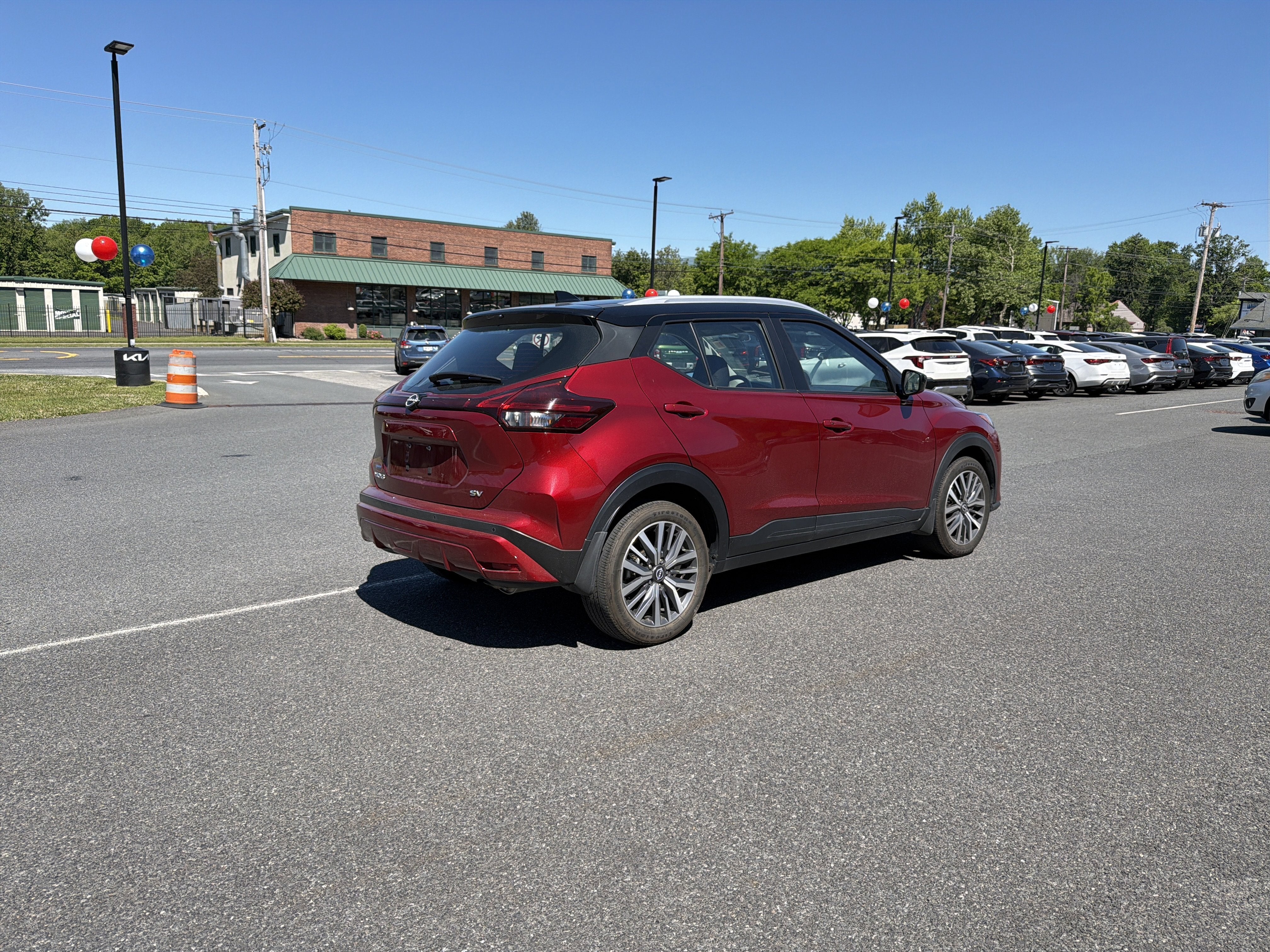 2023 Nissan Kicks SV