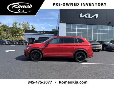 2024 Volkswagen Tiguan SE R-Line Black