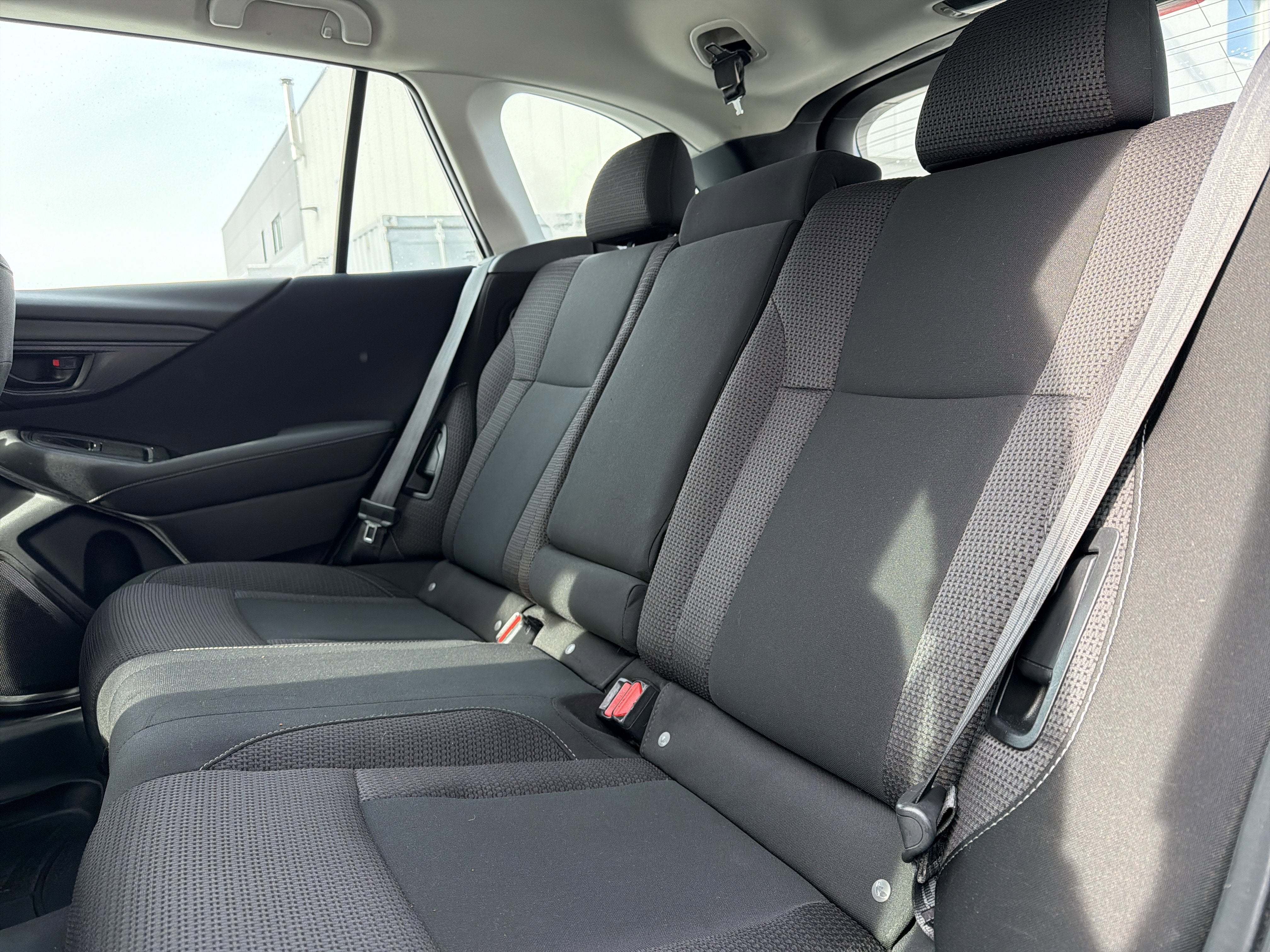 2021 Subaru Outback 2.5i