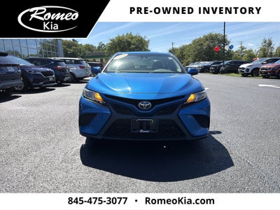 2019 Toyota Camry Hybrid SE