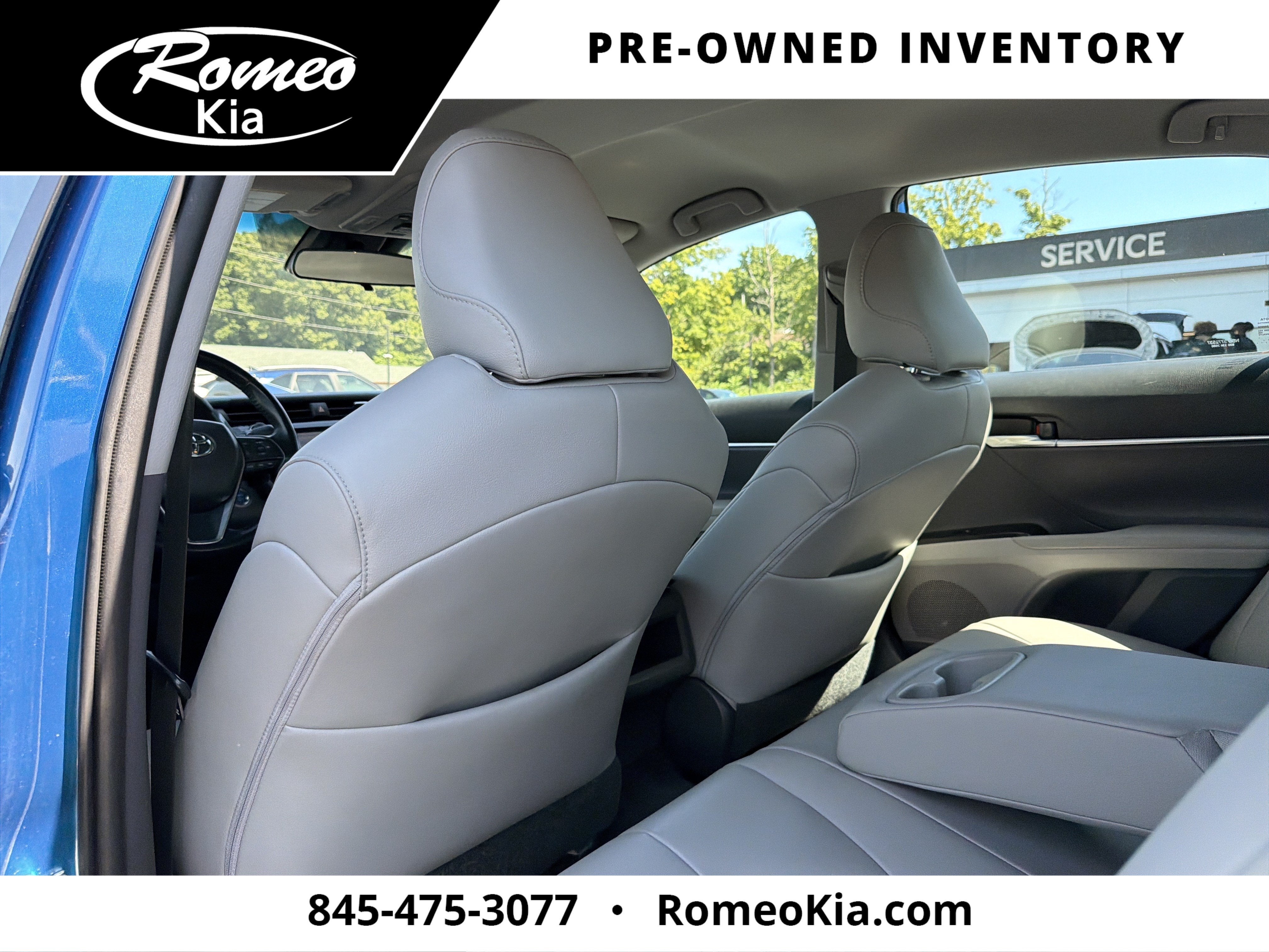 2019 Toyota Camry Hybrid SE