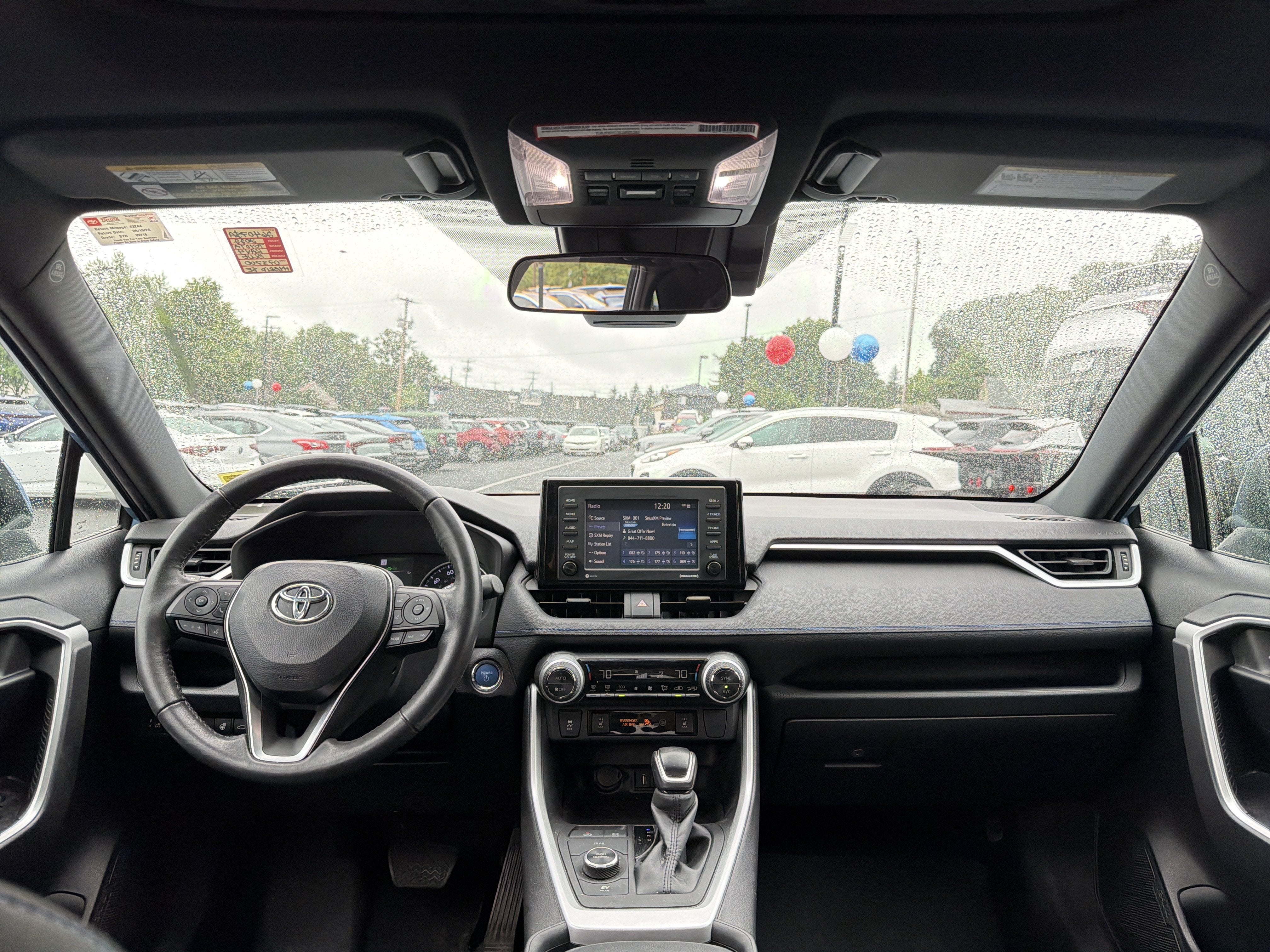 2022 Toyota RAV4 Hybrid SE