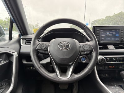 2022 Toyota RAV4 Hybrid SE