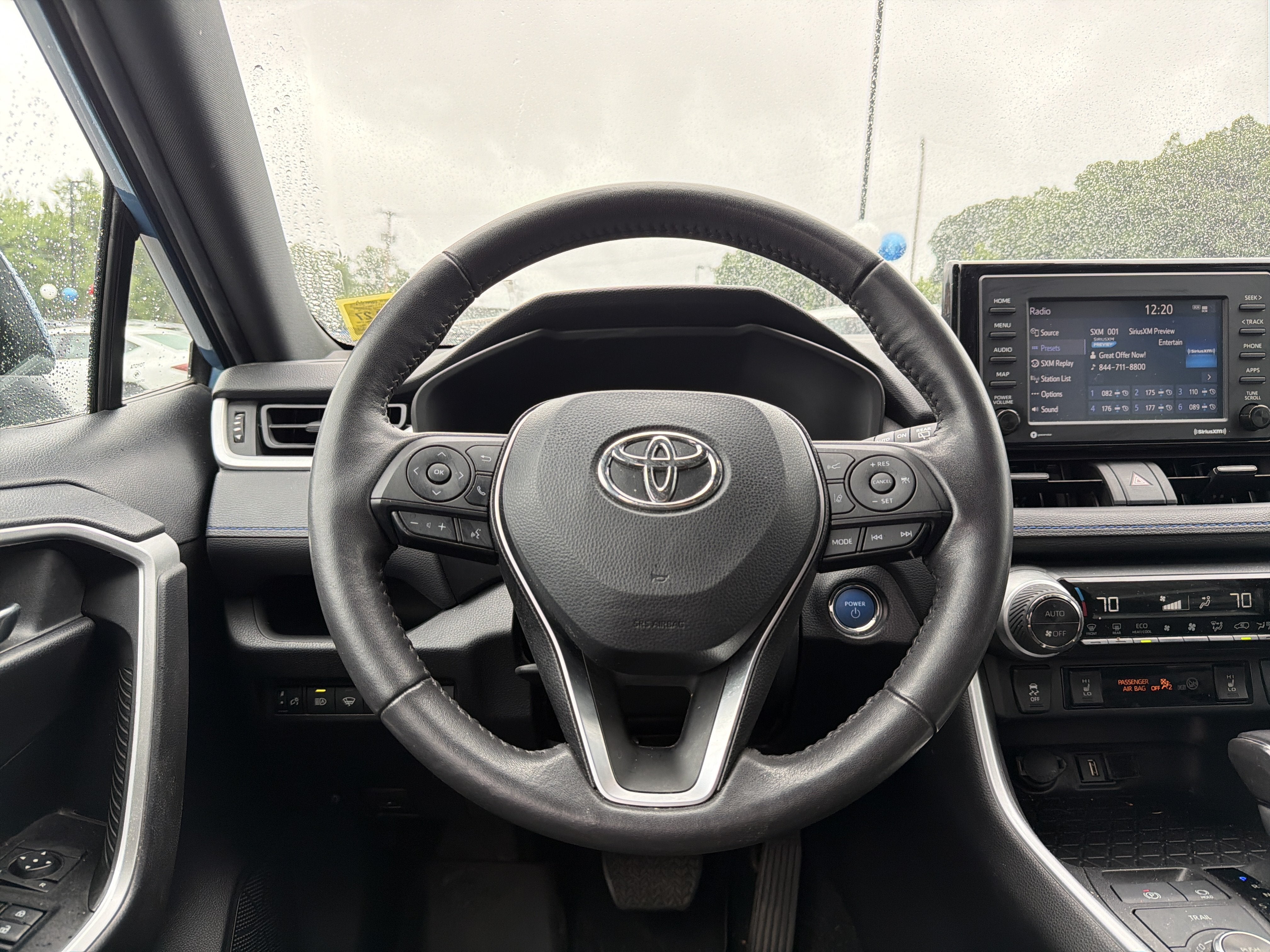 2022 Toyota RAV4 Hybrid SE