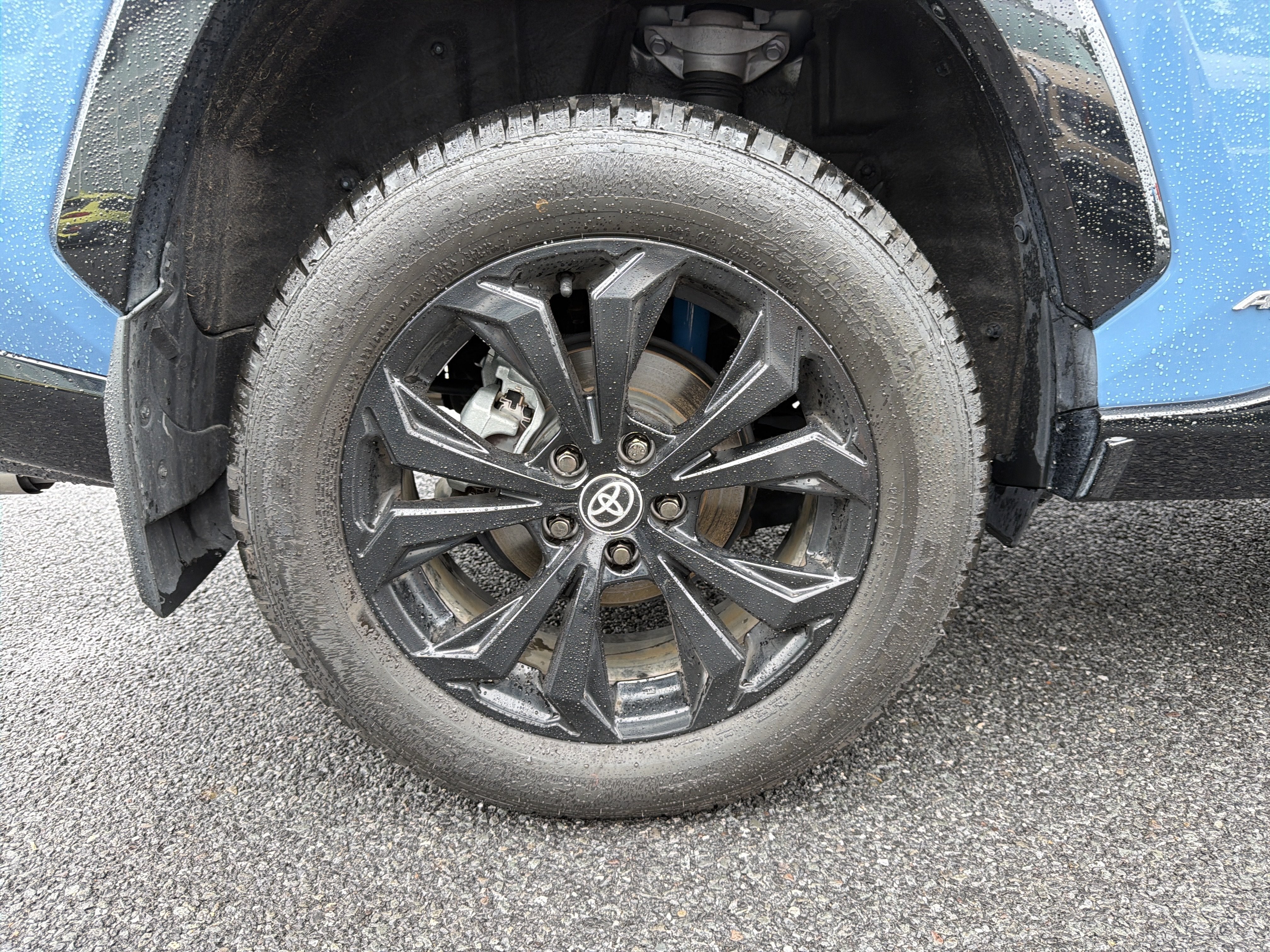 2022 Toyota RAV4 Hybrid SE