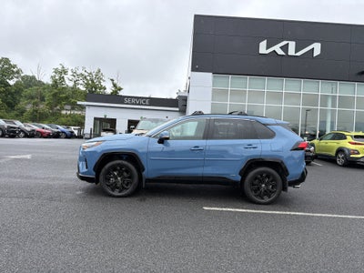 2022 Toyota RAV4 Hybrid SE