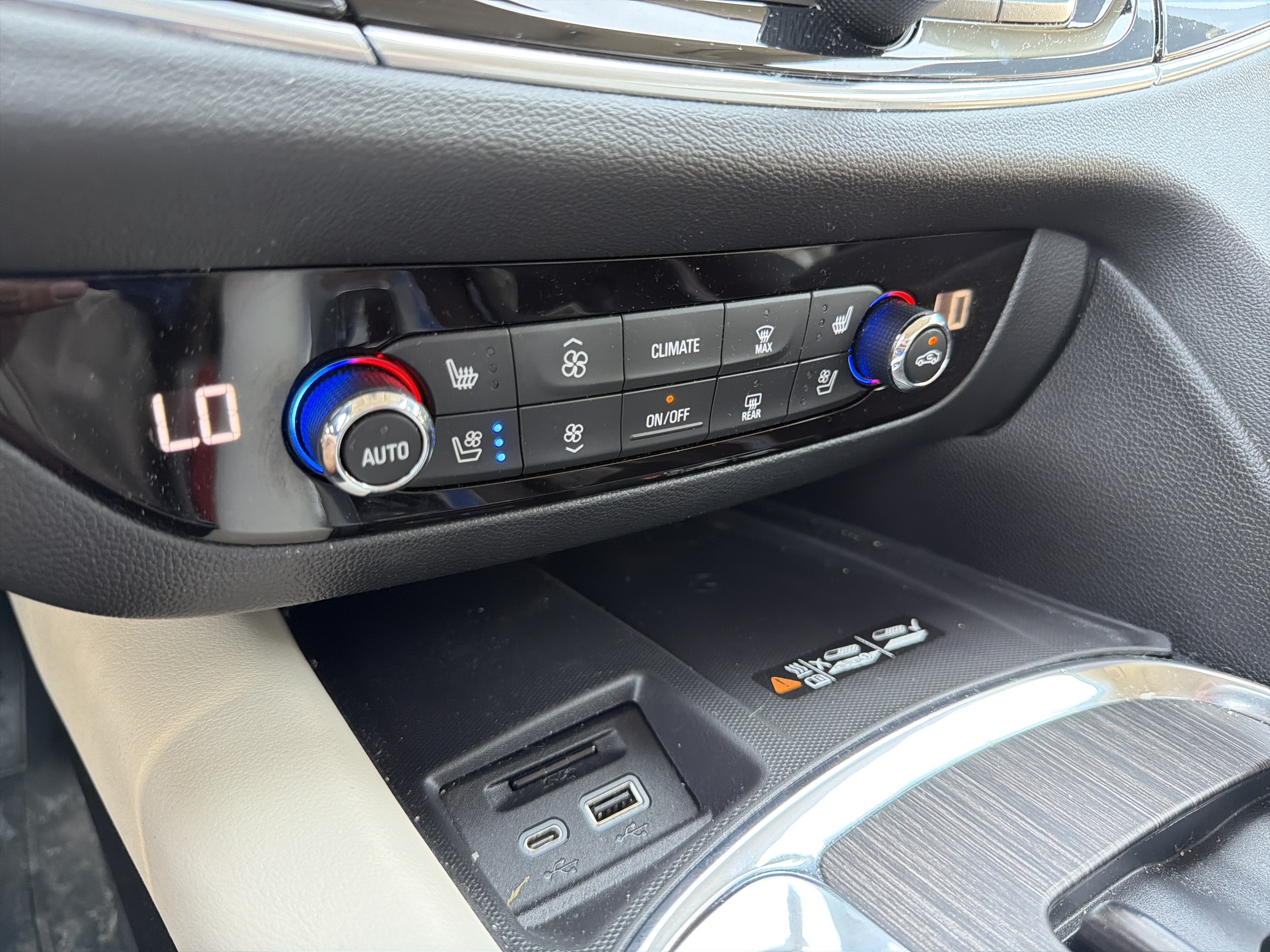 2023 Buick Enclave Avenir