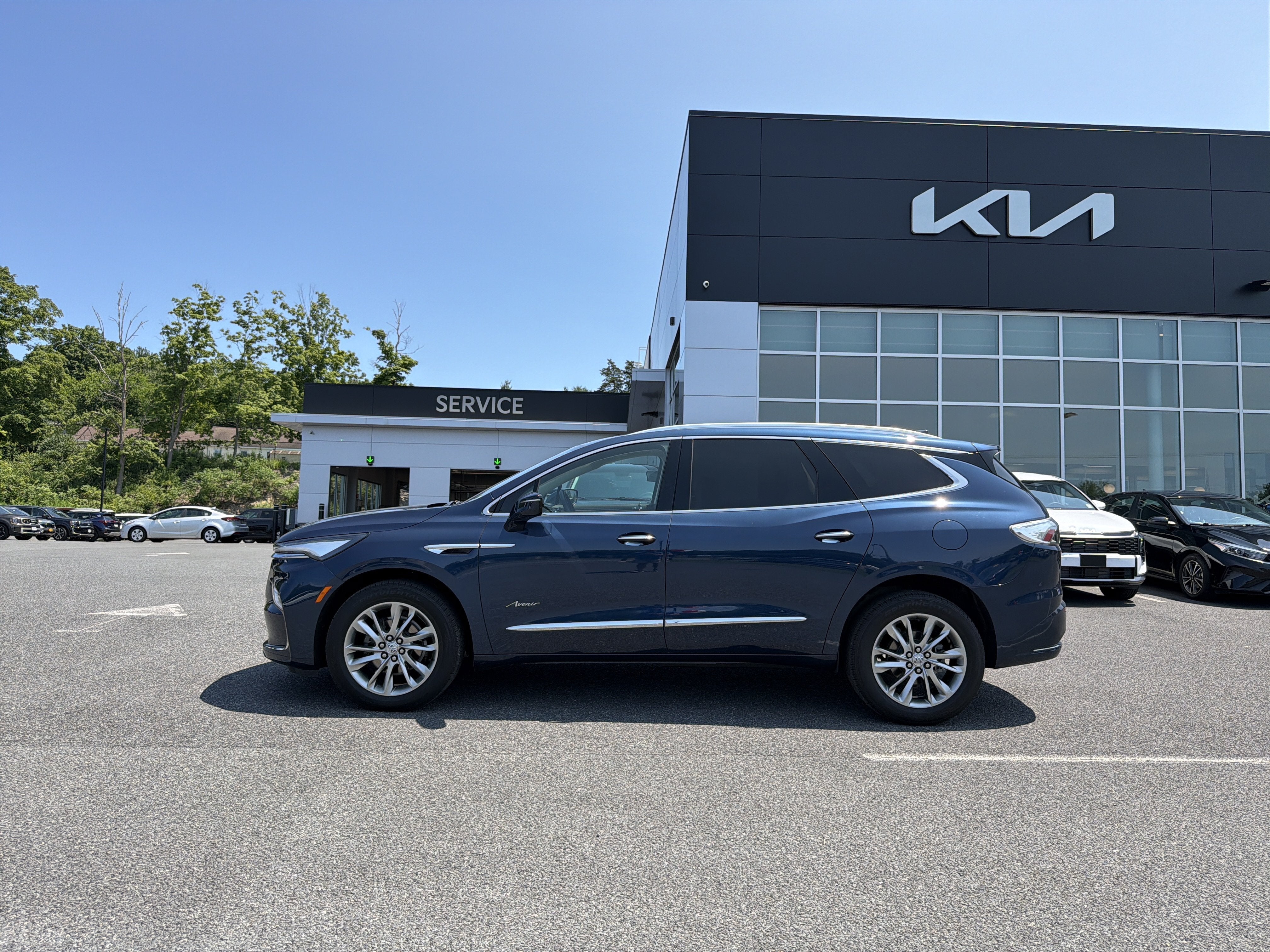 2023 Buick Enclave Avenir
