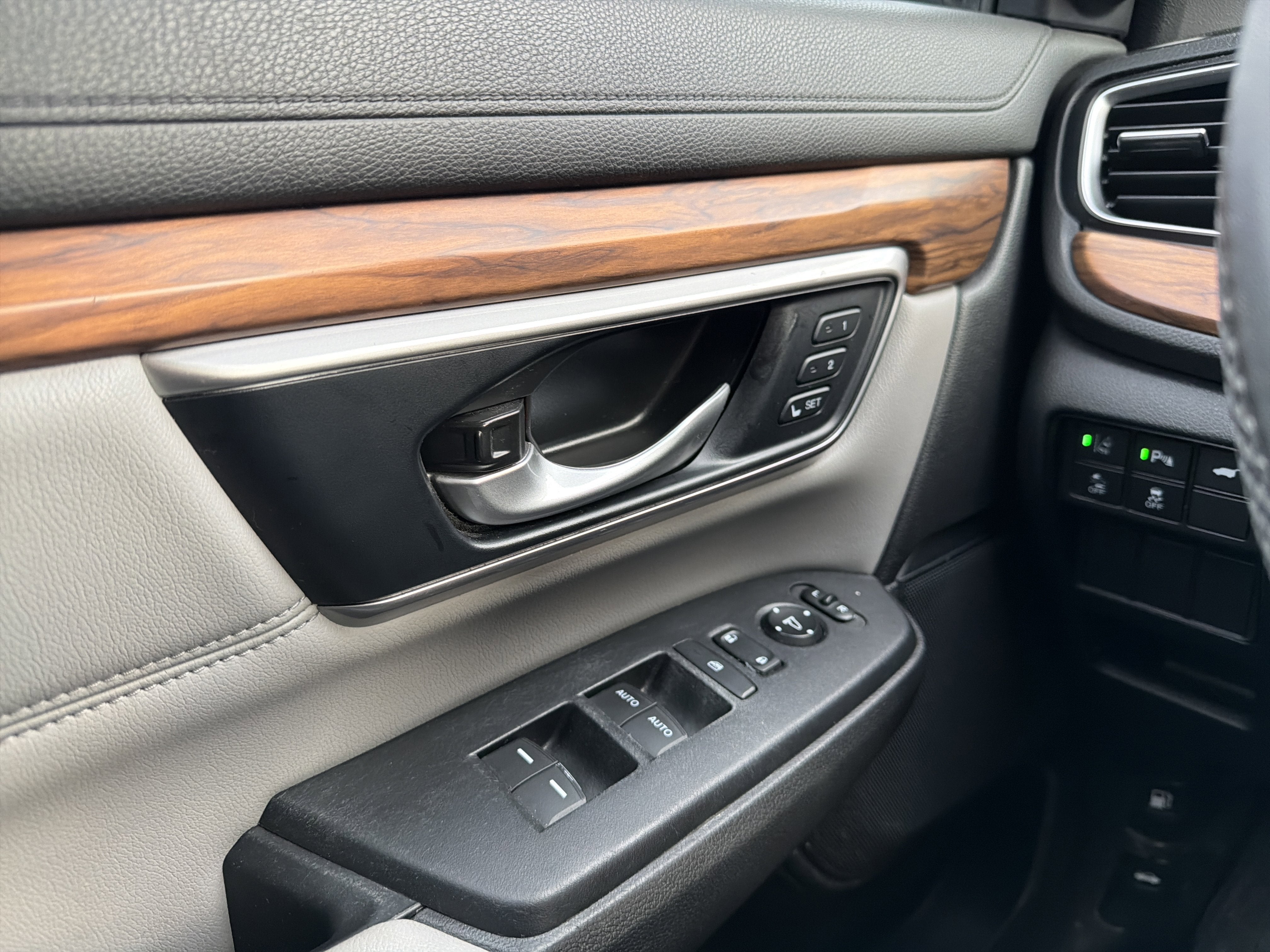 2022 Honda CR-V Hybrid Touring