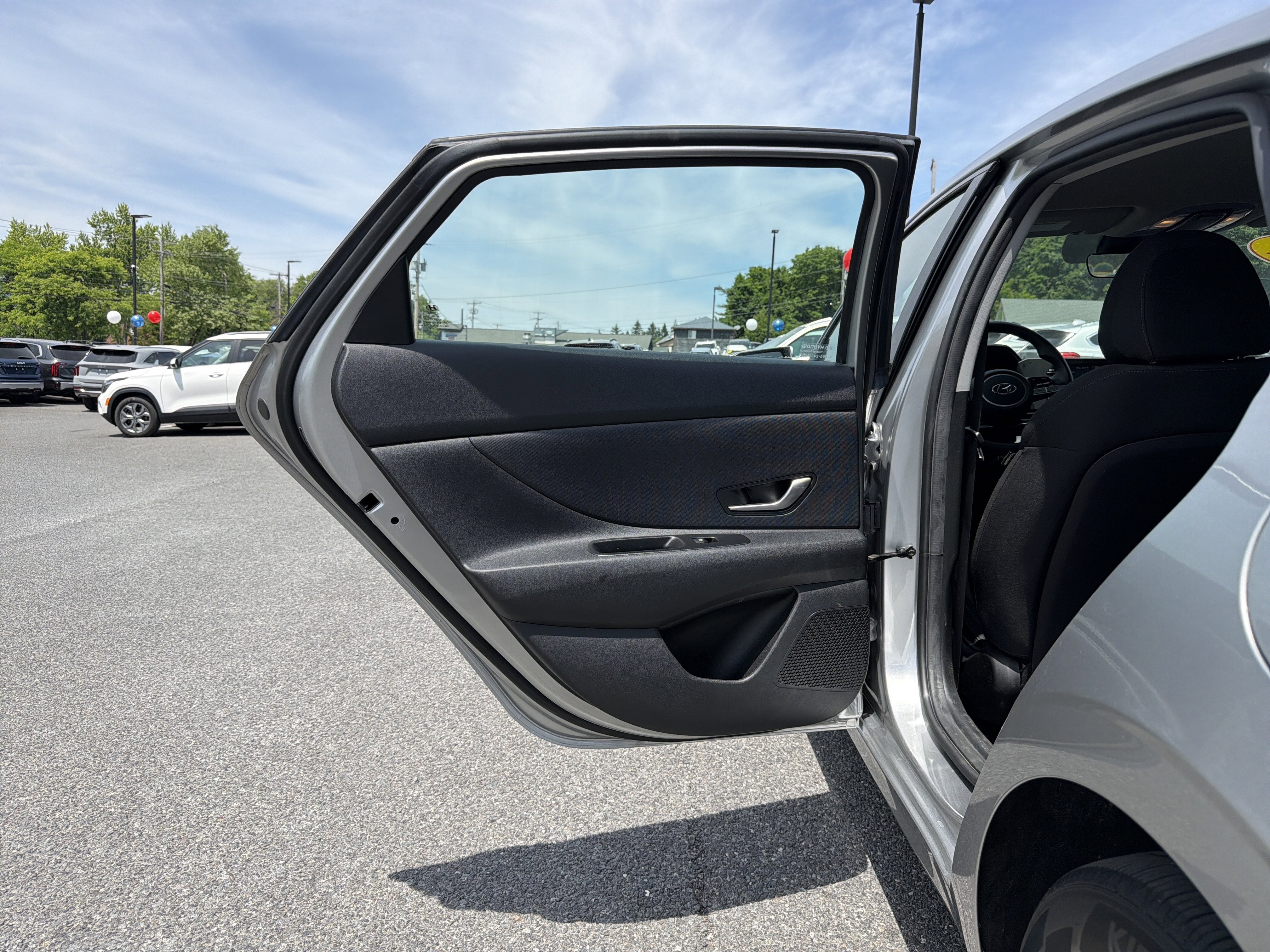 2021 Hyundai ELANTRA SE