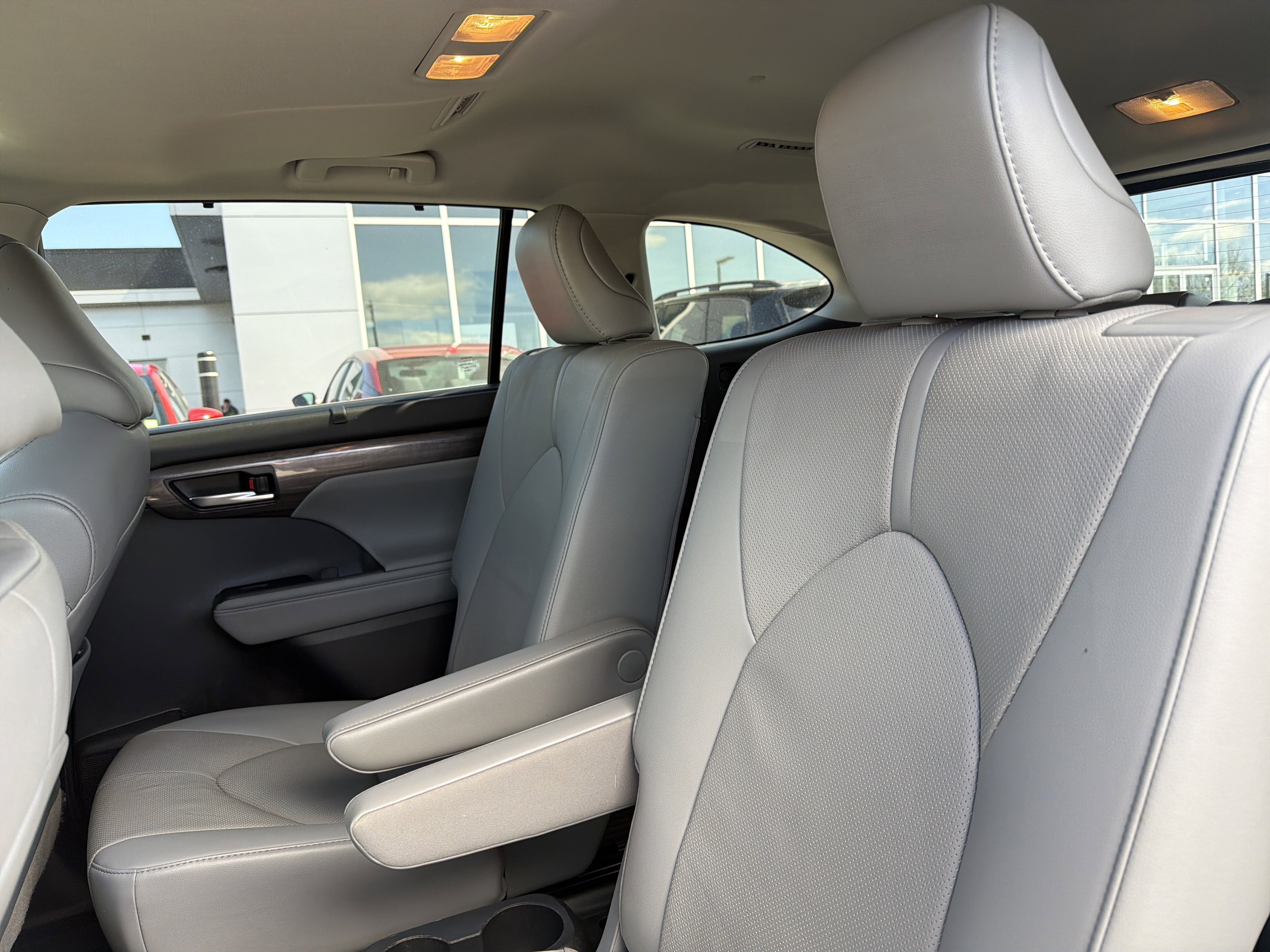 2021 Toyota Highlander Hybrid Limited