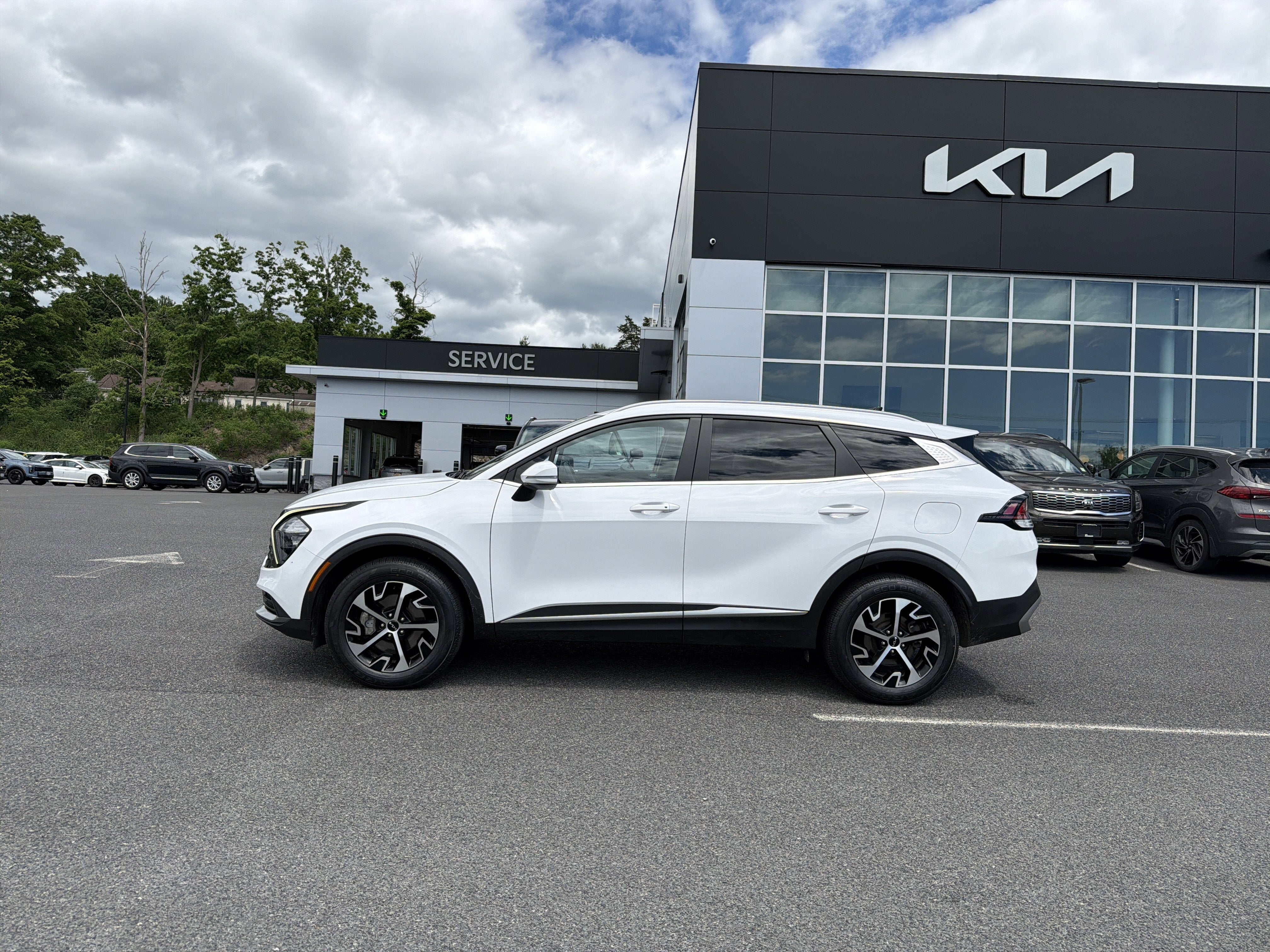 2023 Kia Sportage EX
