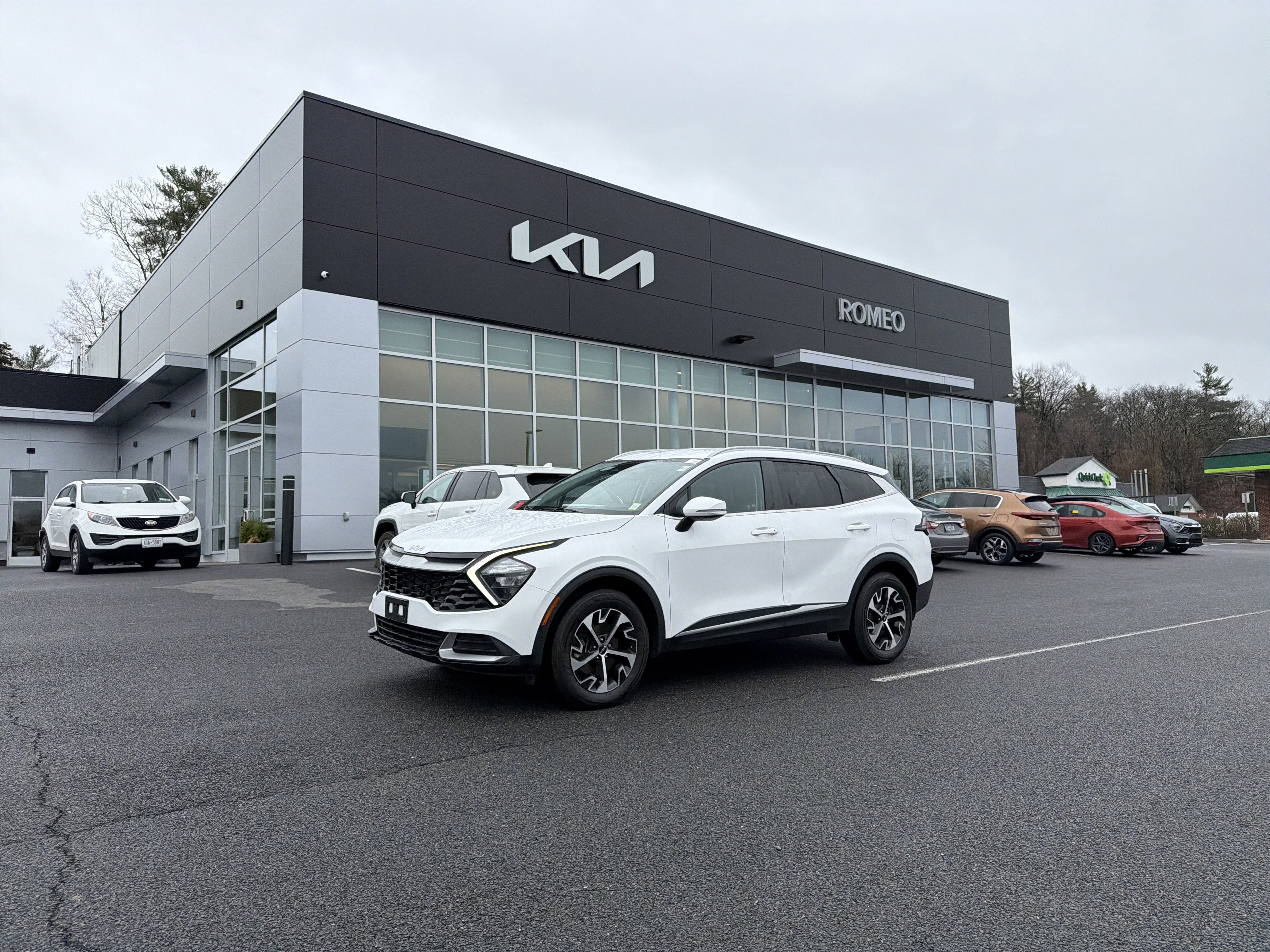 2023 Kia Sportage EX