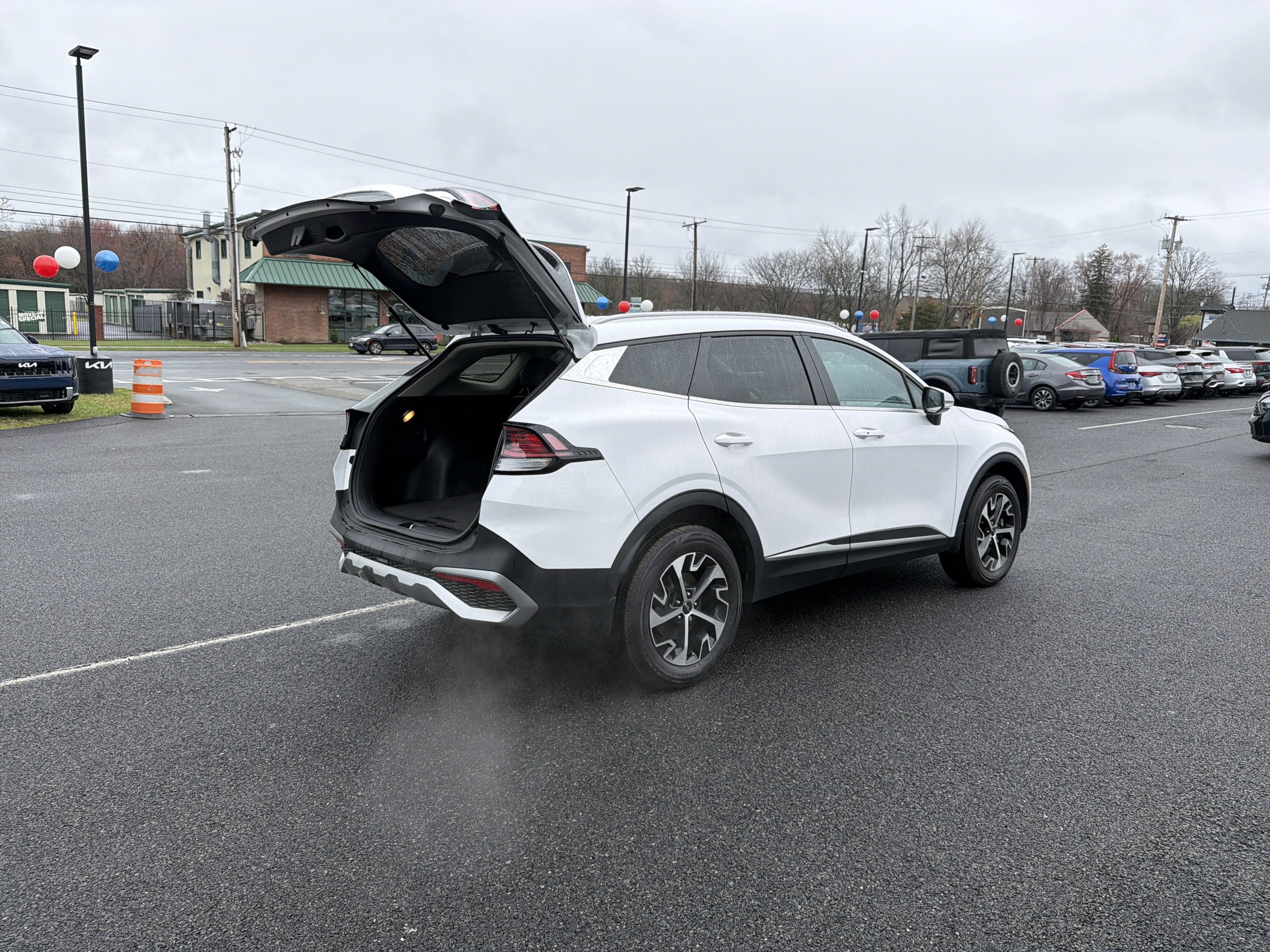 2023 Kia Sportage EX