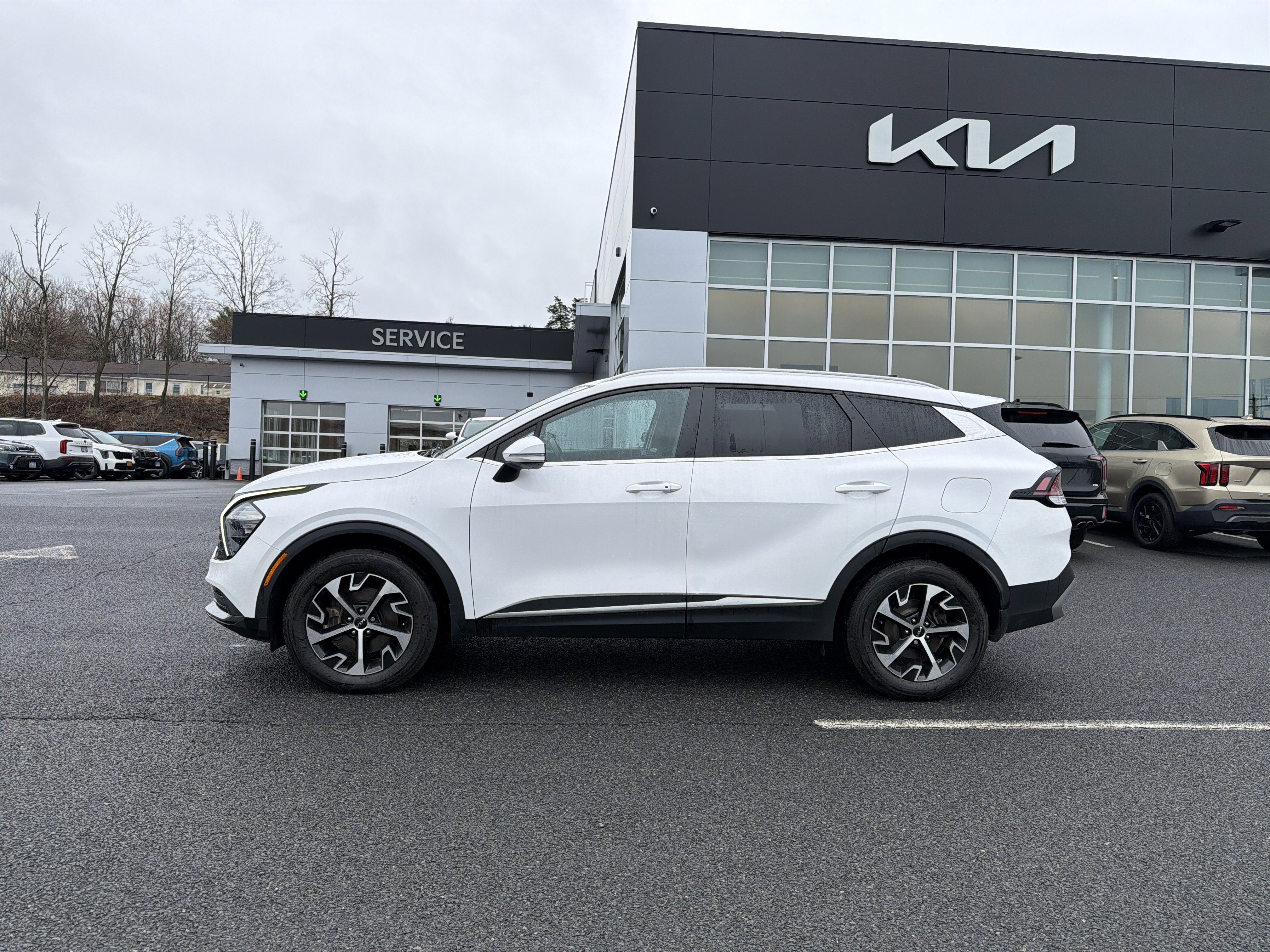 2023 Kia Sportage EX