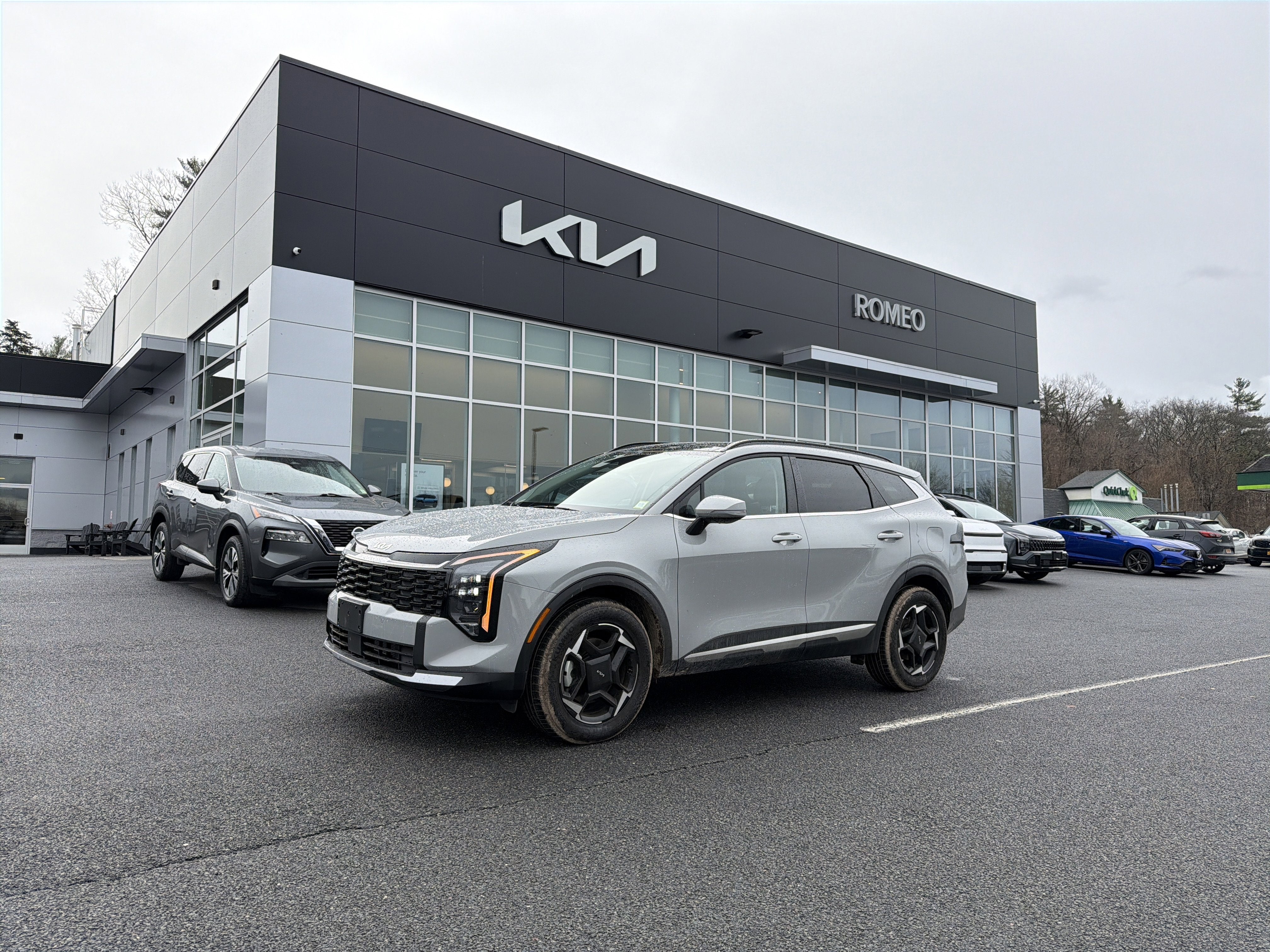 2026 Kia Sportage EX