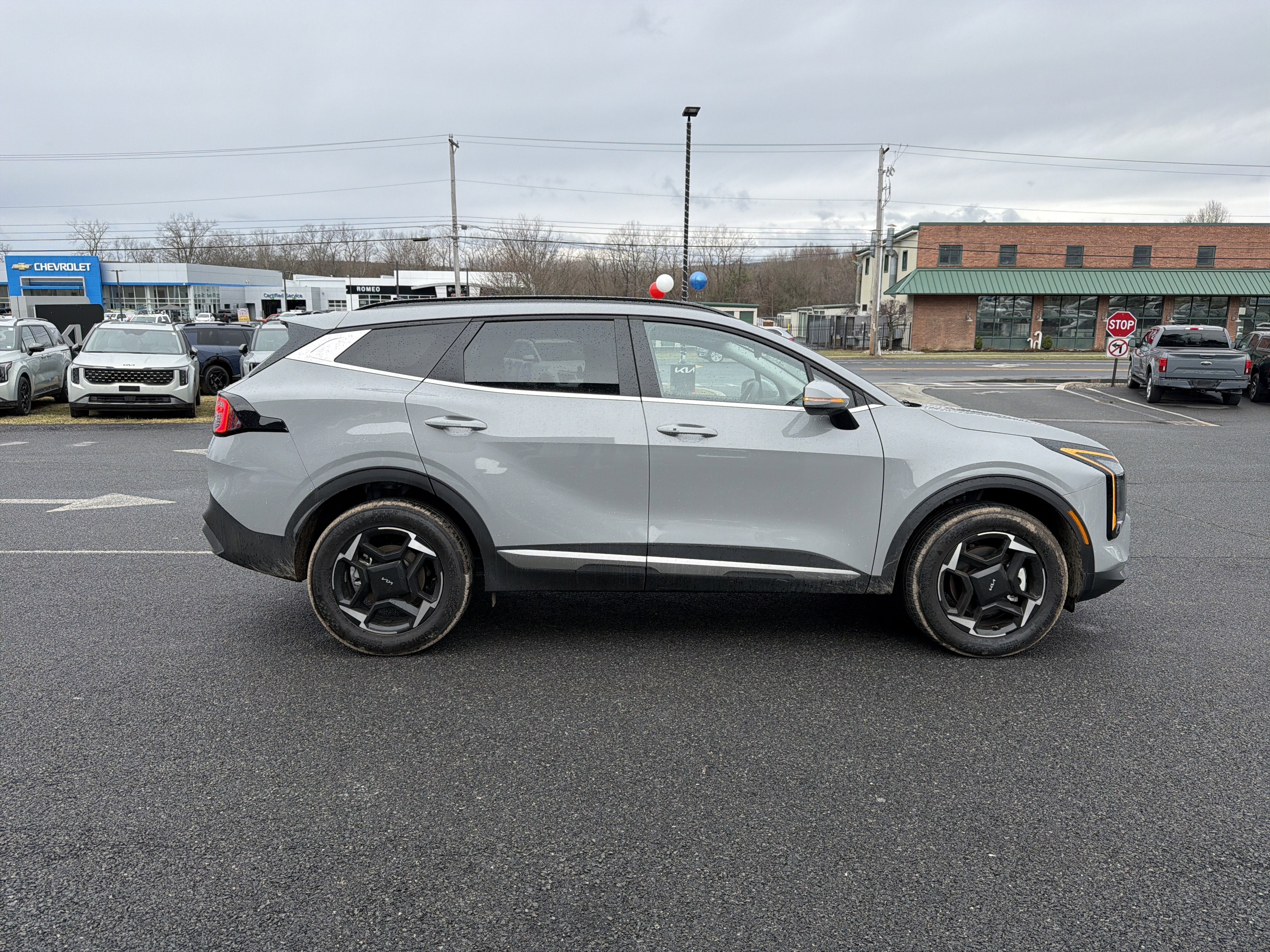 2026 Kia Sportage EX