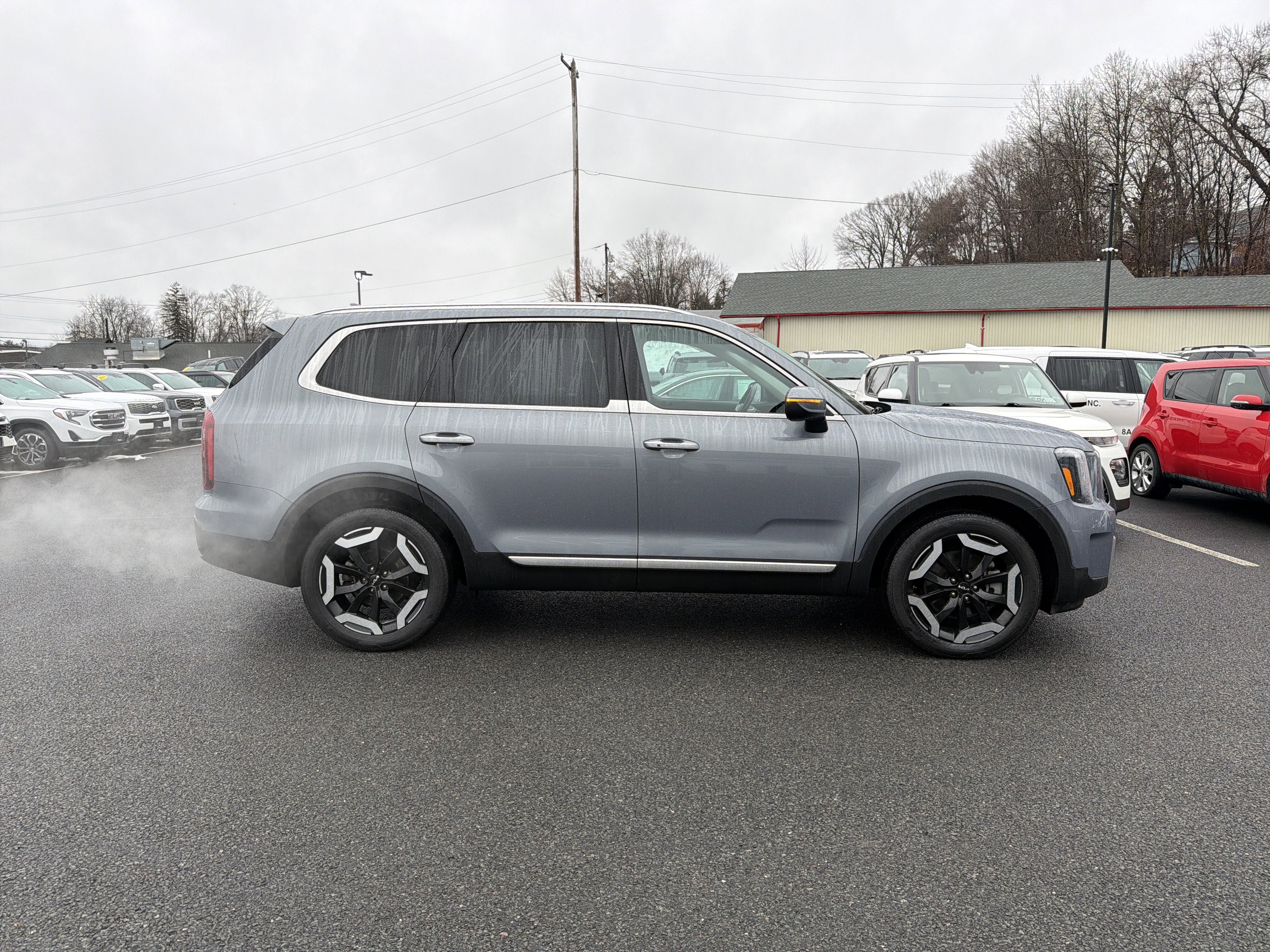 2023 Kia Telluride S