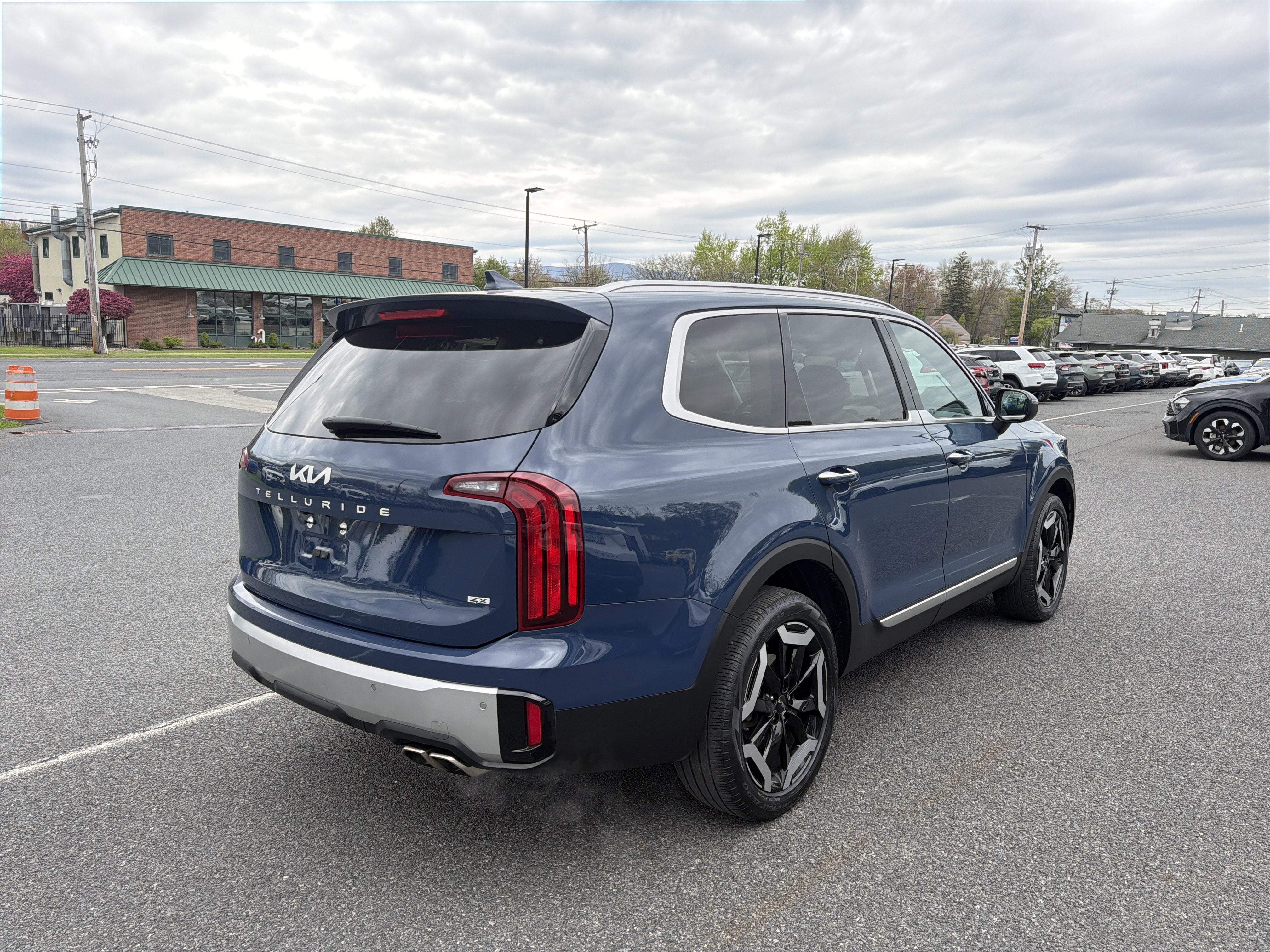 2024 Kia Telluride S