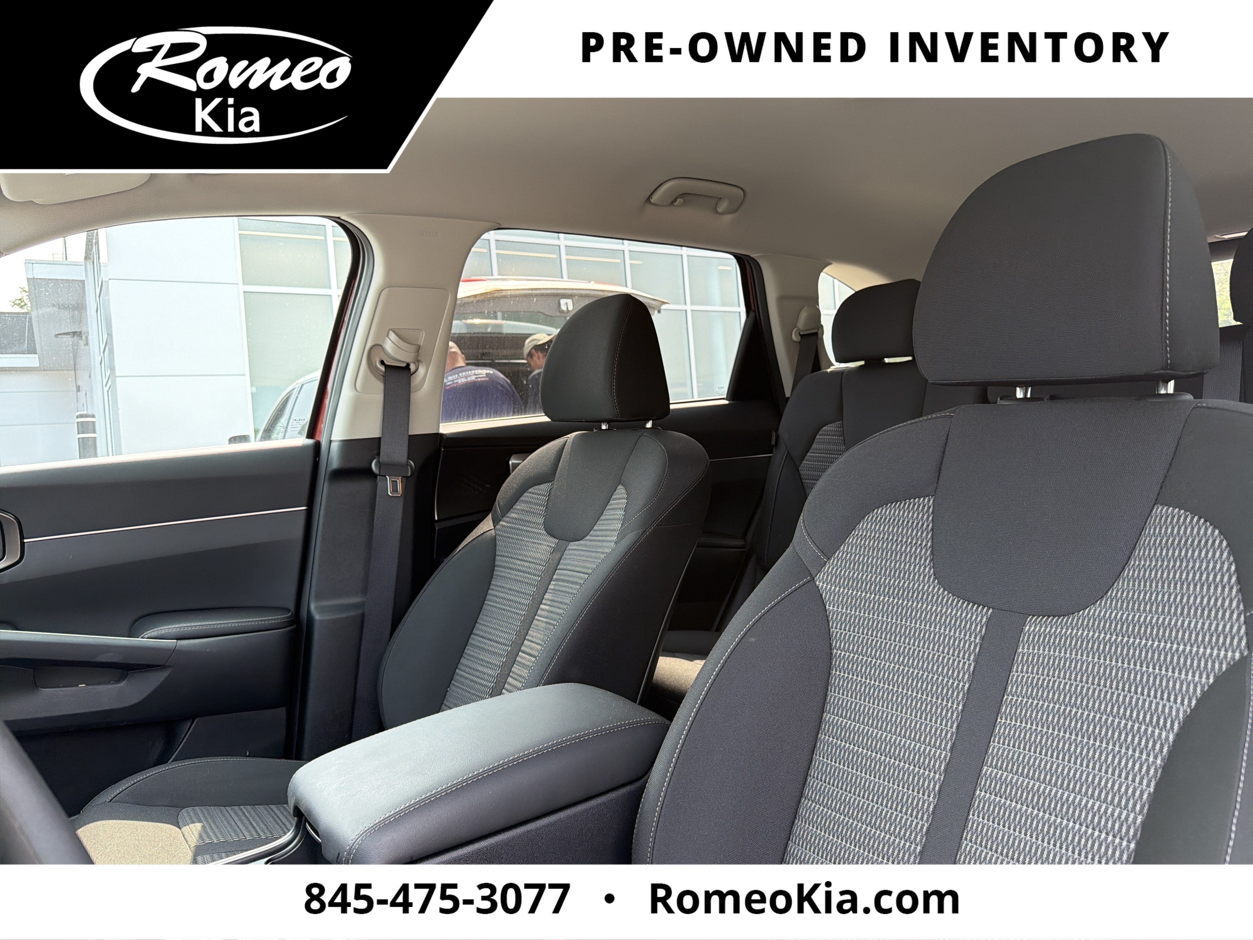 2025 Kia Sorento LX