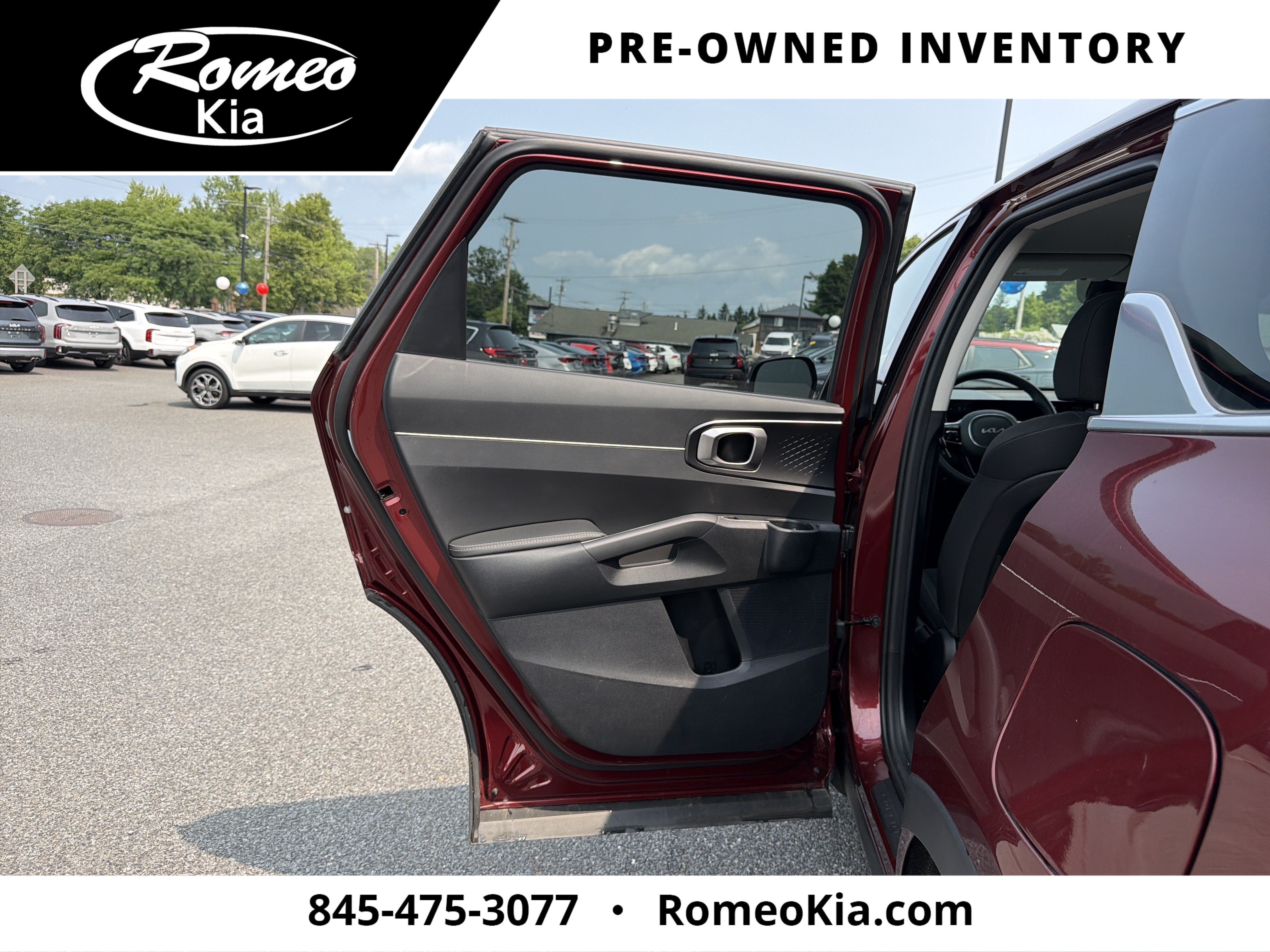 2025 Kia Sorento LX